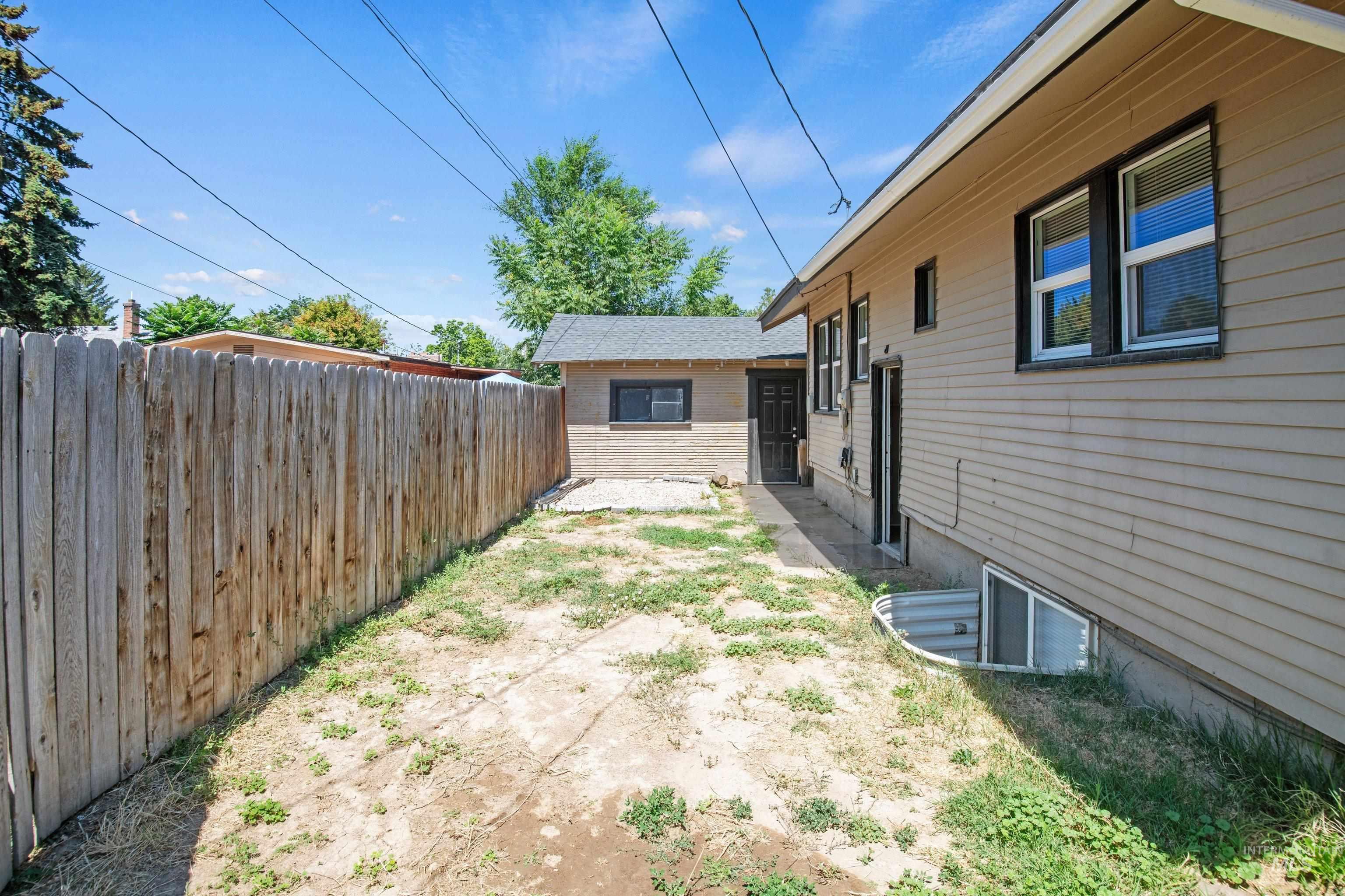 1611 4th St S, Nampa, Idaho 83651, 3 Bedrooms, 1 Bathroom, Residential For Sale, Price $305,000, 98993092