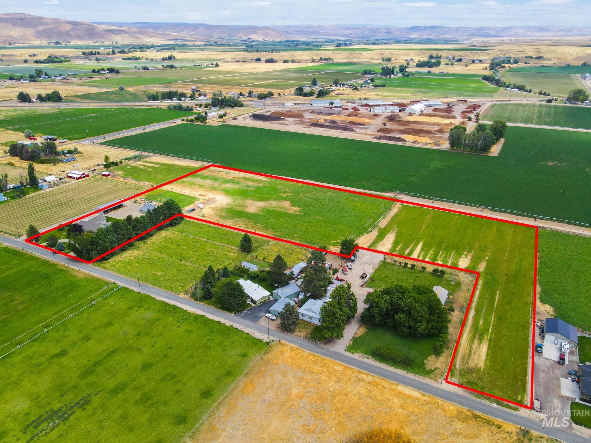 380 Krause Rd., Weiser, Idaho 83672-0000, 3 Bedrooms, 2.5 Bathrooms, Residential For Sale, Price $889,000,MLS 98993093