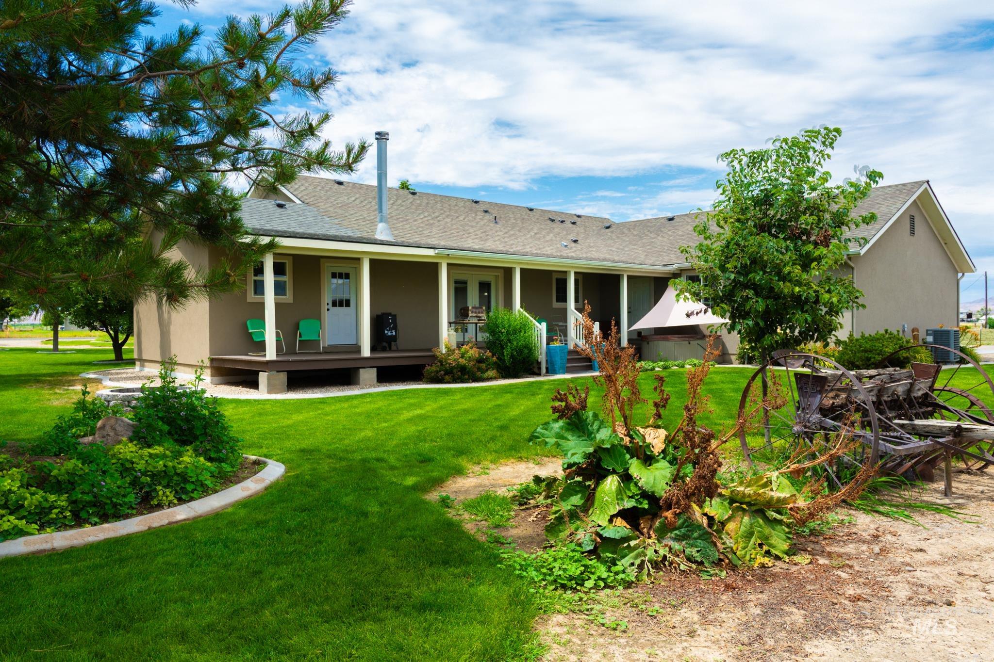 380 Krause Rd., Weiser, Idaho 83672-0000, 3 Bedrooms, 2.5 Bathrooms, Residential For Sale, Price $889,000,MLS 98993093
