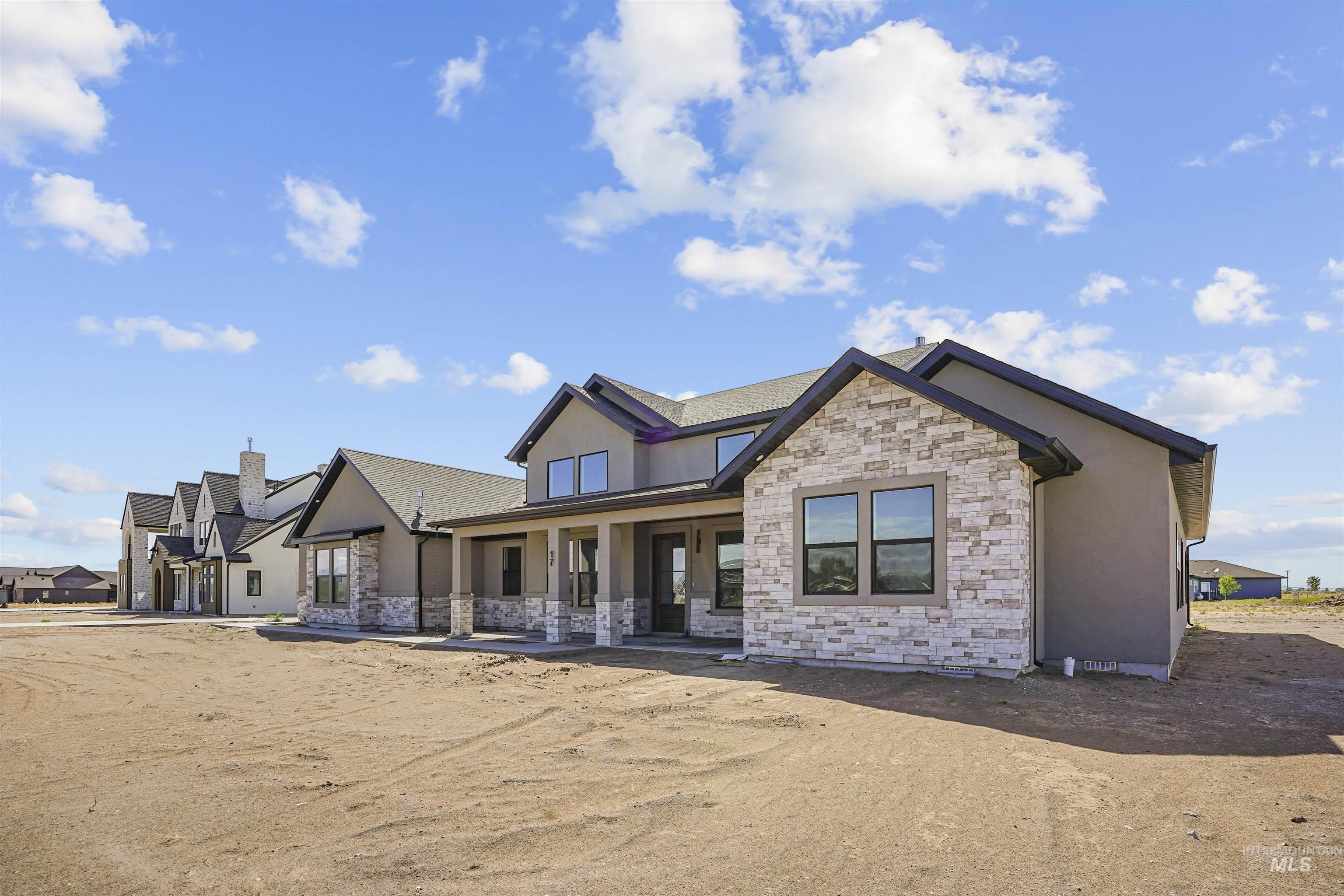 17 Skyline Dr, Rupert, Idaho 83350, 3 Bedrooms, 2 Bathrooms, Residential For Sale, Price $700,000, 98993094