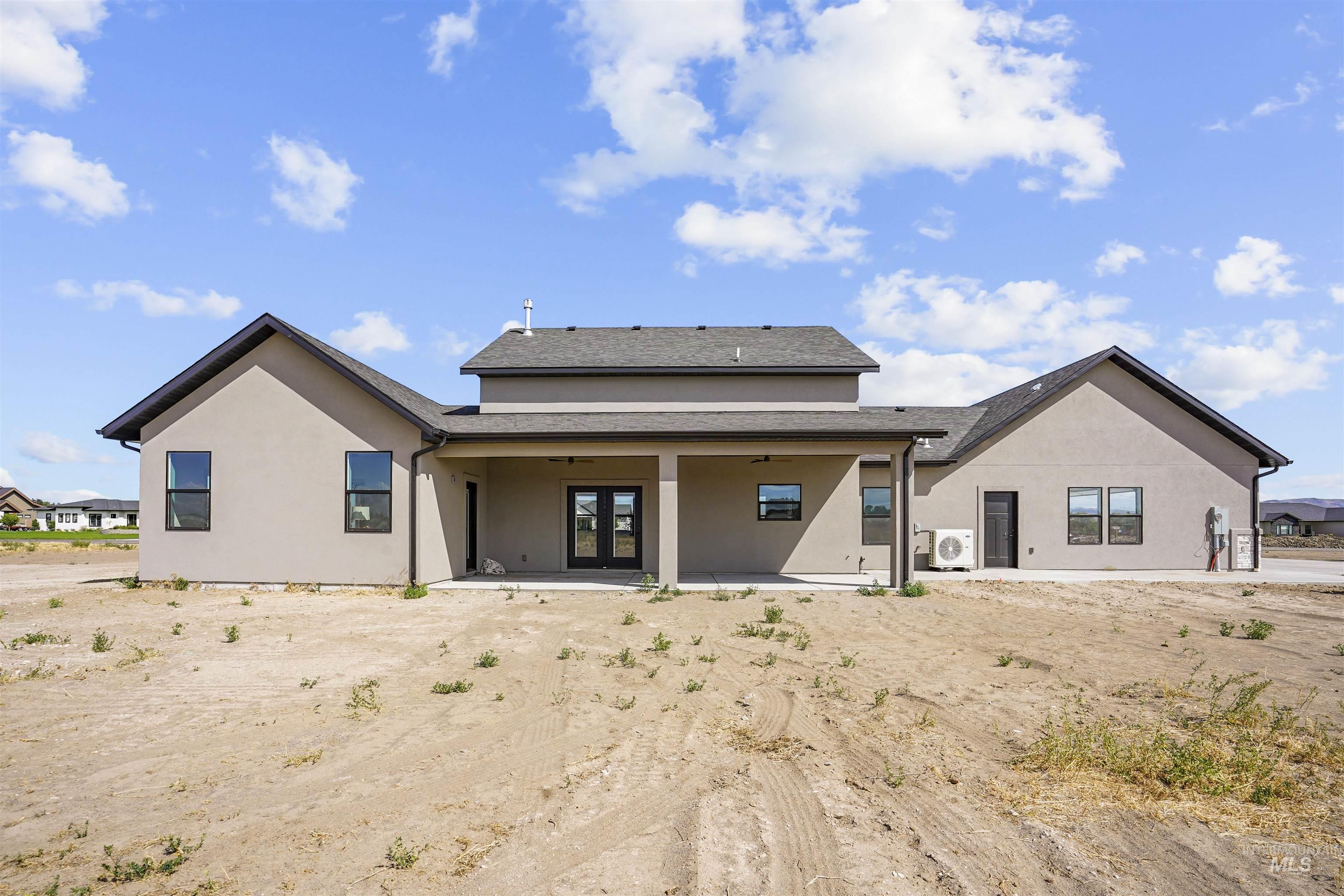 17 Skyline Dr, Rupert, Idaho 83350, 3 Bedrooms, 2 Bathrooms, Residential For Sale, Price $700,000, 98993094