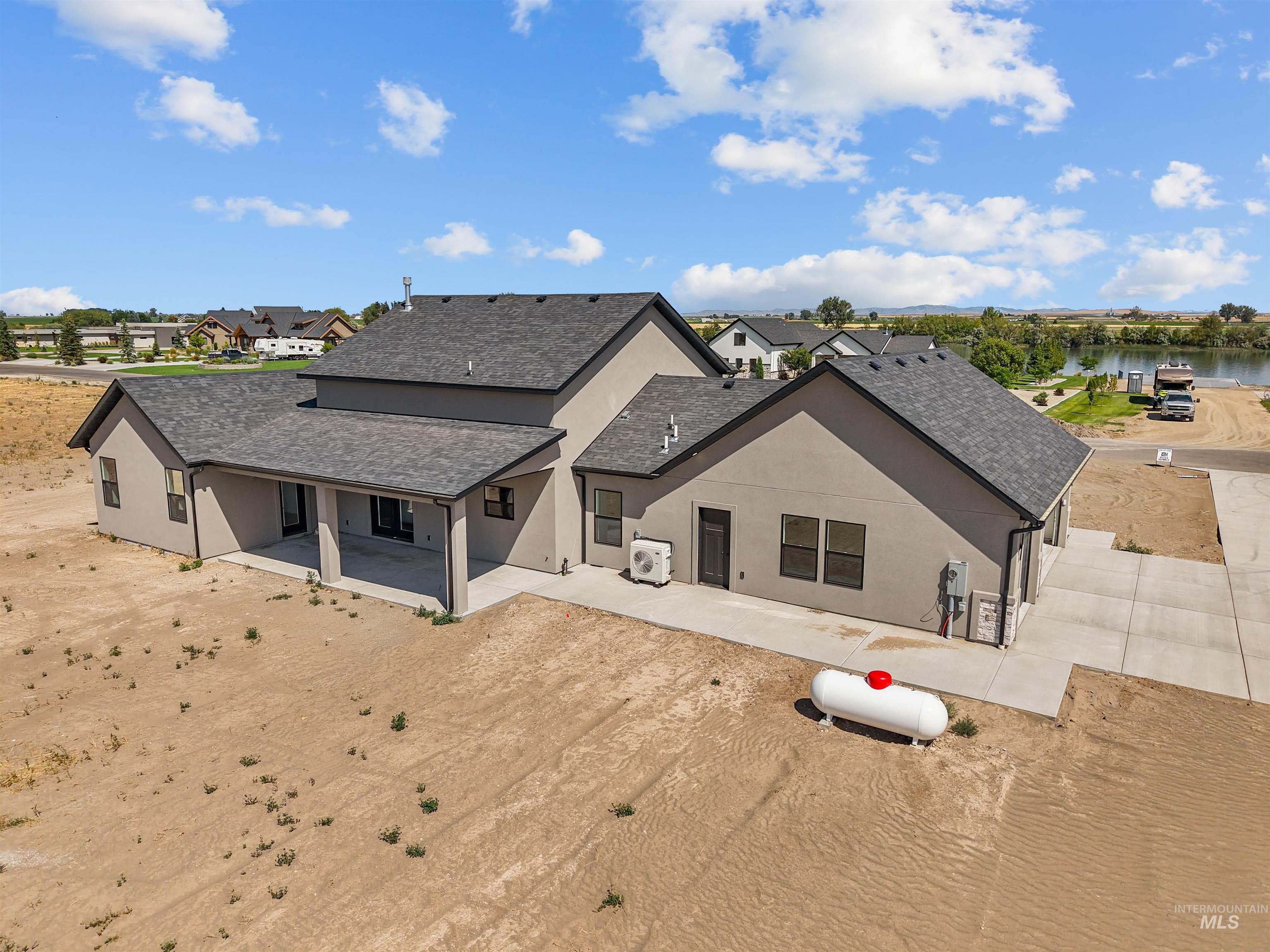 17 Skyline Dr, Rupert, Idaho 83350, 3 Bedrooms, 2 Bathrooms, Residential For Sale, Price $700,000, 98993094