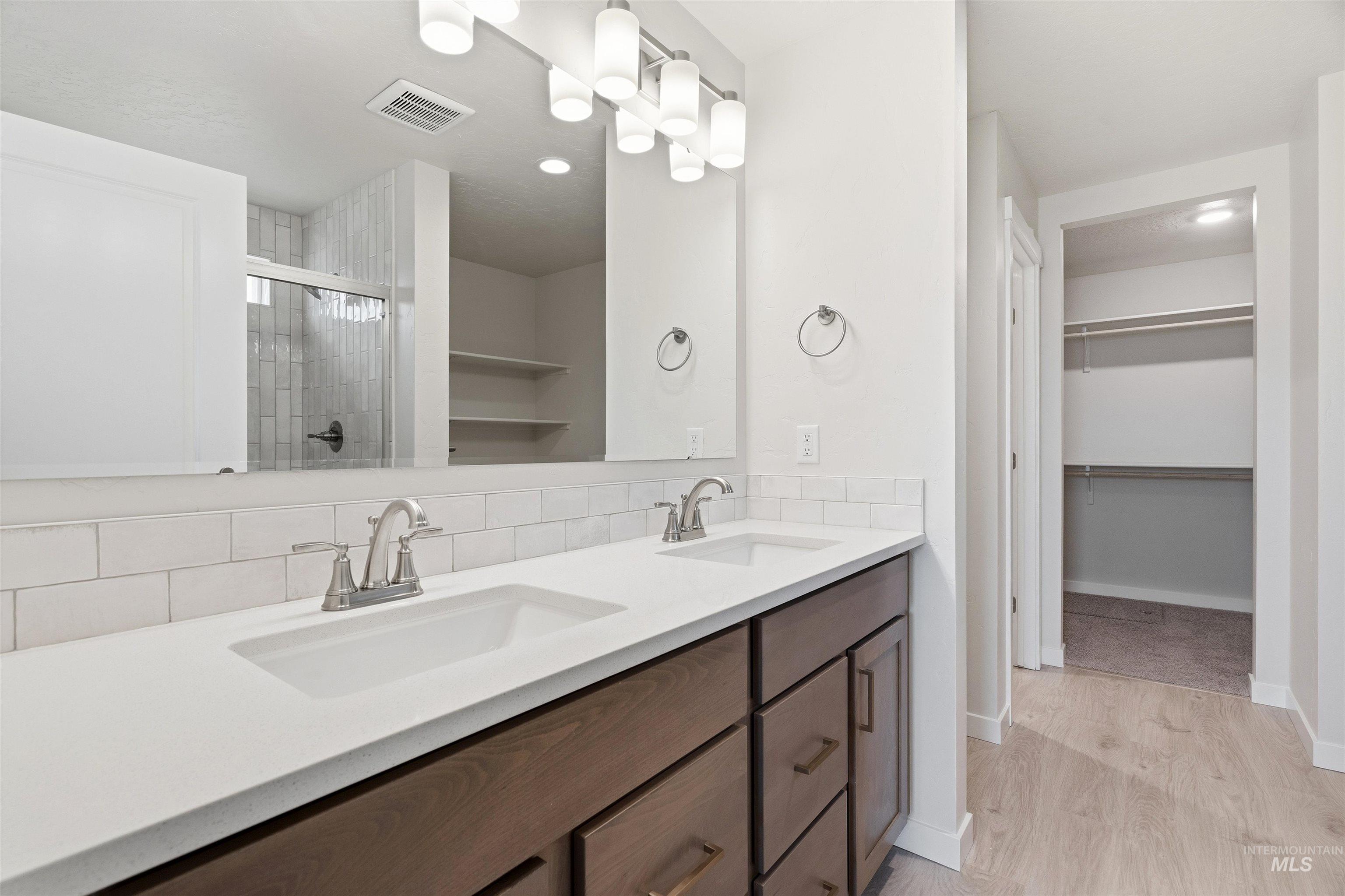 4321 Dawnstar Ave, Caldwell, Idaho 83607, 3 Bedrooms, 2 Bathrooms, Residential For Sale, Price $426,990, 98993102