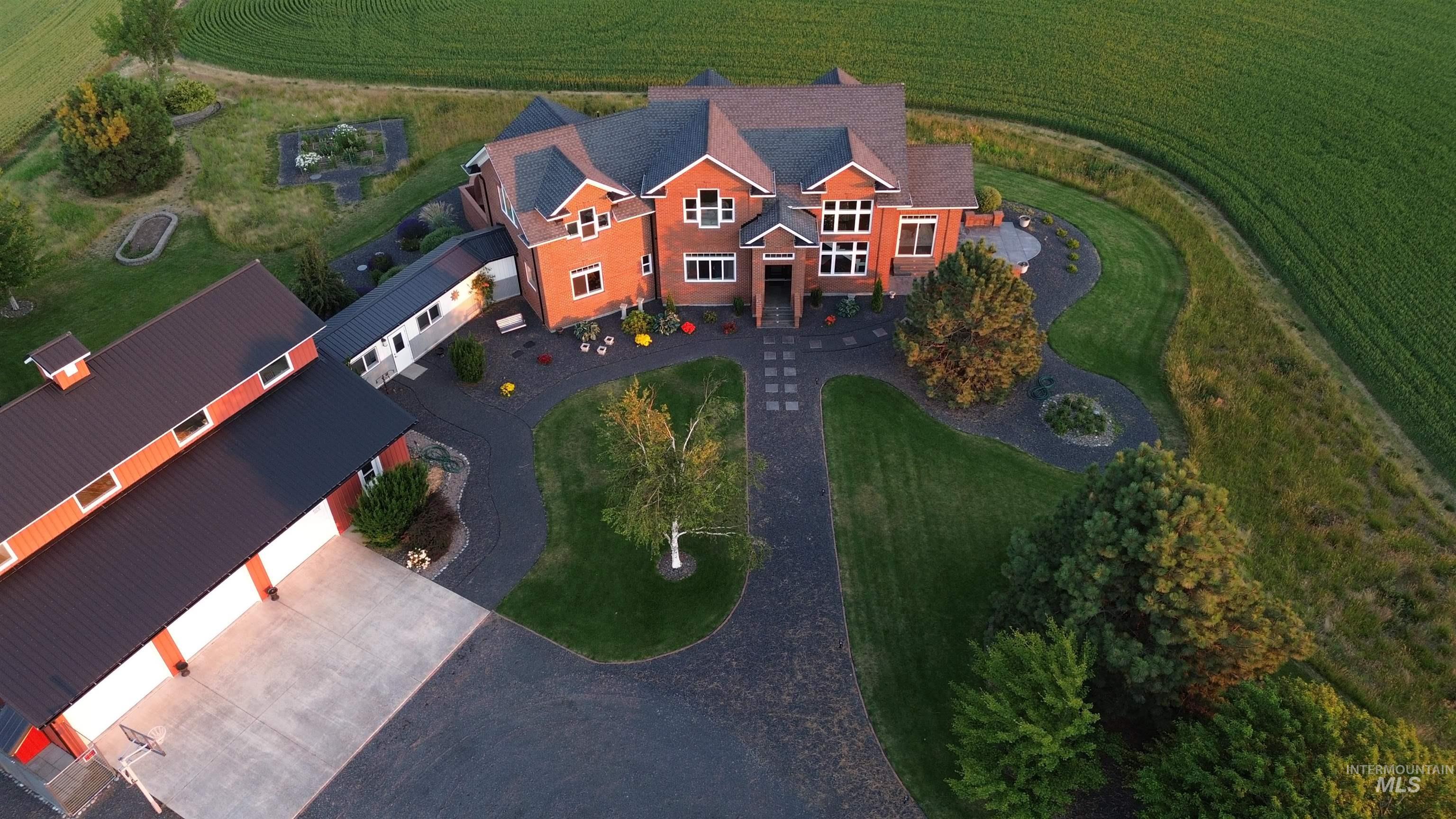 1513 Uniontown Road, Genesee, Idaho 83501, 5 Bedrooms, 4 Bathrooms, Residential For Sale, Price $1,790,000,MLS 98993103