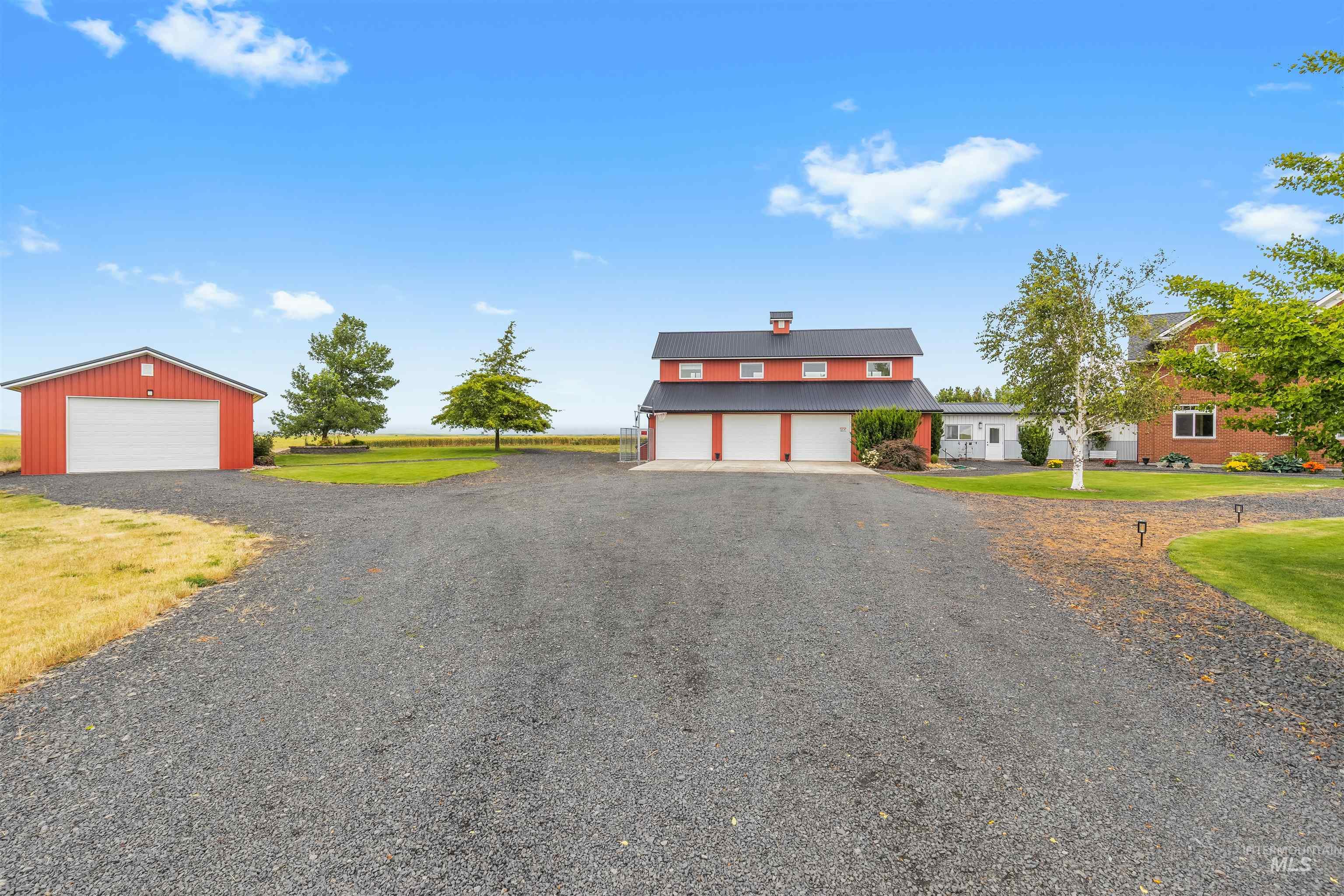 1513 Uniontown Rd, Genesee, Idaho 83501, 5 Bedrooms, 4 Bathrooms, Residential For Sale, Price $1,550,000,MLS 98993103