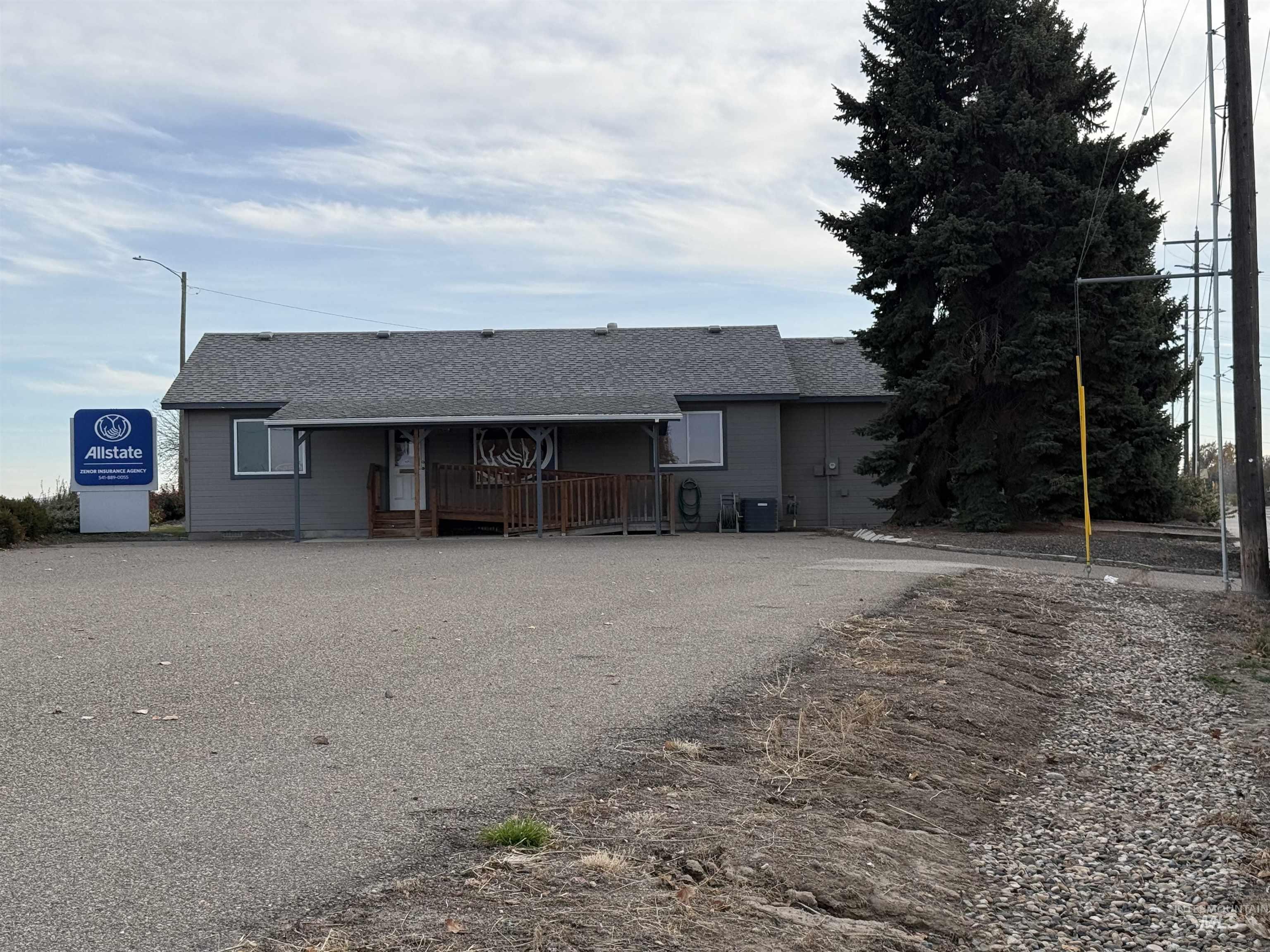 725 SW 8th Street, Fruitland, Idaho 83615, 3 Bedrooms, 1 Bathroom, Residential For Sale, Price $450,000, 98993105