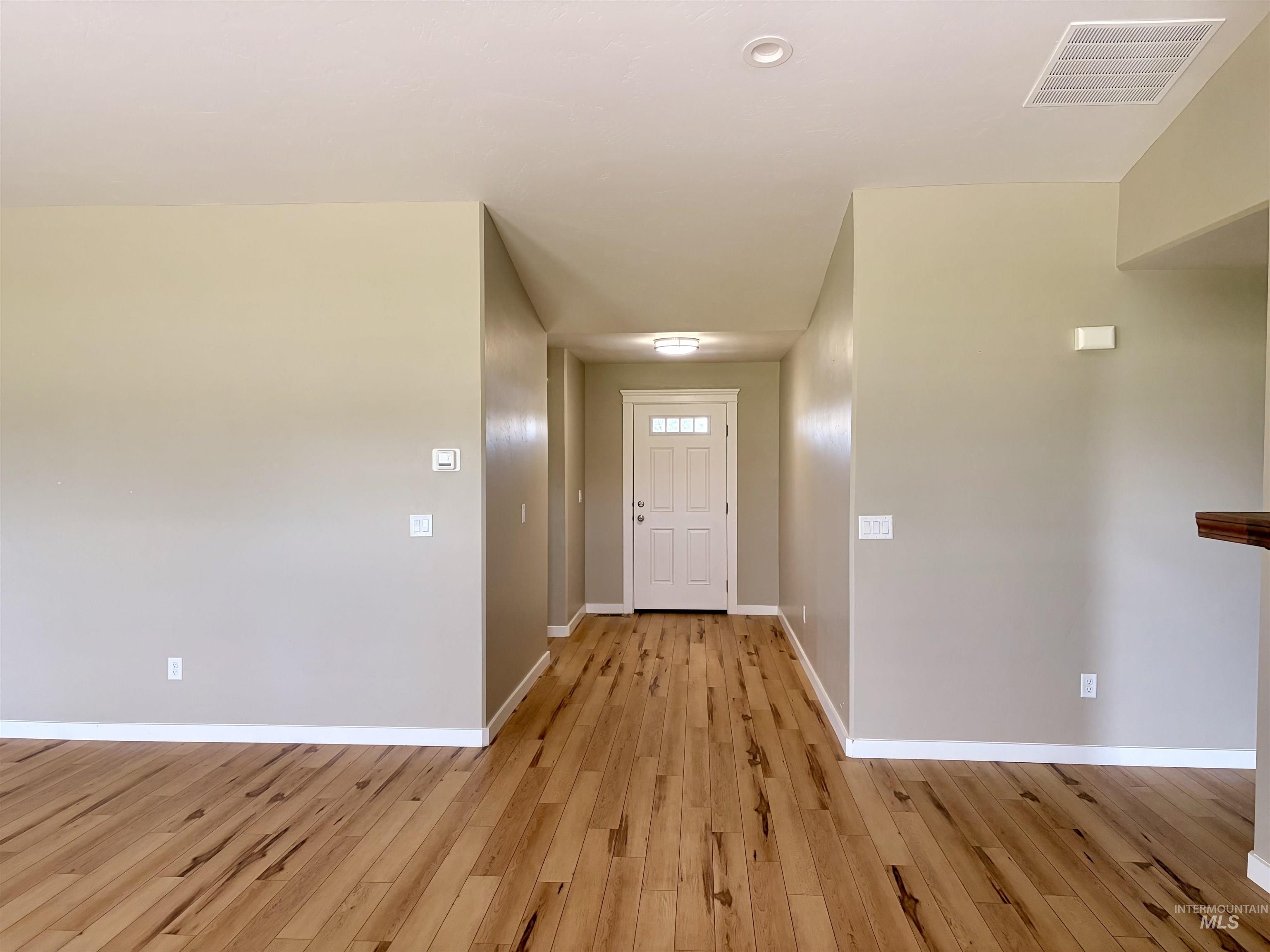 2493 East 3769 North, Twin Falls, Idaho 83301, 4 Bedrooms, 2 Bathrooms, Residential For Sale, Price $600,000, 98993110