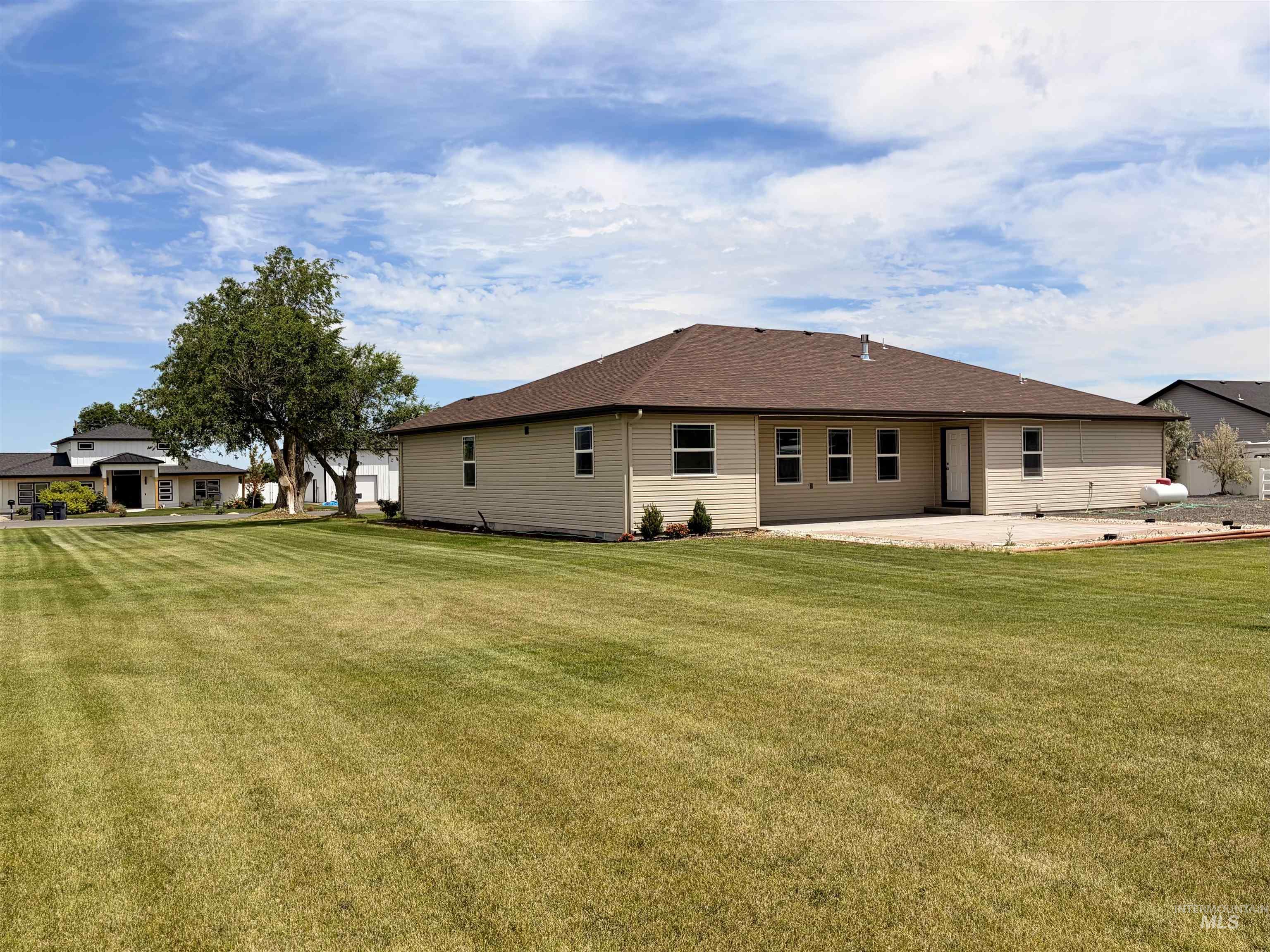 2493 East 3769 North, Twin Falls, Idaho 83301, 4 Bedrooms, 2 Bathrooms, Residential For Sale, Price $600,000, 98993110