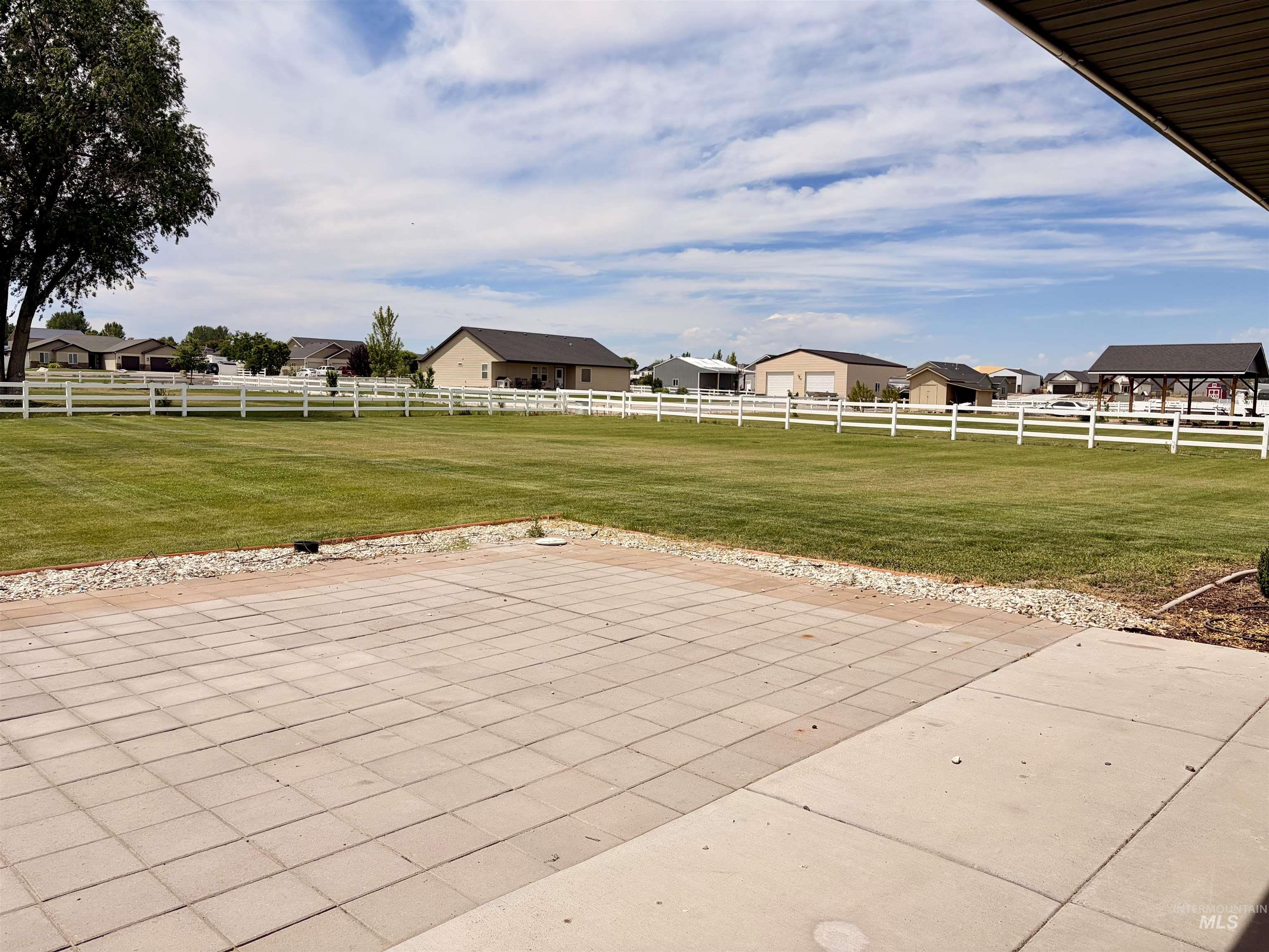 2493 East 3769 North, Twin Falls, Idaho 83301, 4 Bedrooms, 2 Bathrooms, Residential For Sale, Price $600,000, 98993110