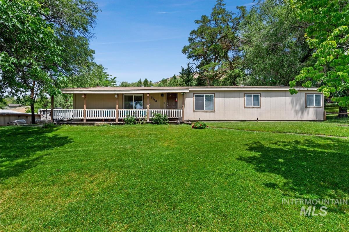 5758 W Hill Rd, Boise, Idaho 83703-2951, 4 Bedrooms, 2 Bathrooms, Residential For Sale, Price $998,000, 98993114