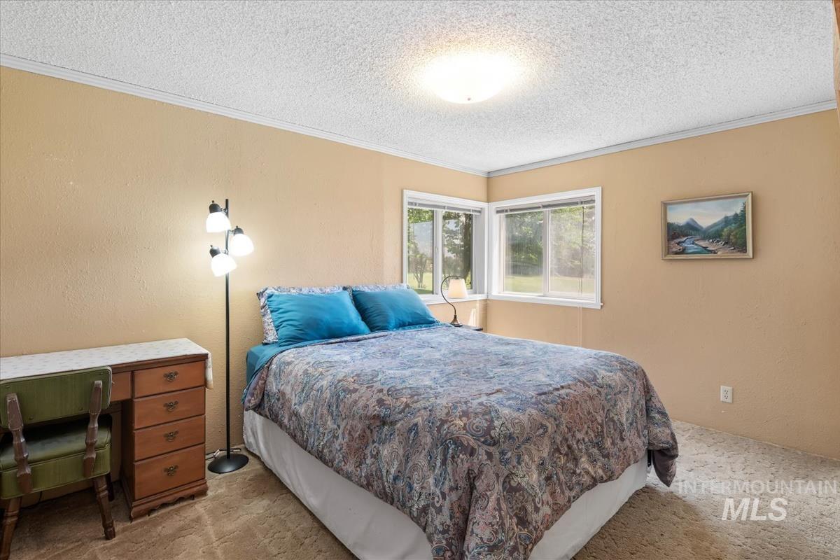 5758 W Hill Rd, Boise, Idaho 83703, 4 Bedrooms, 2 Bathrooms, Residential For Sale, Price $998,000, 98993114