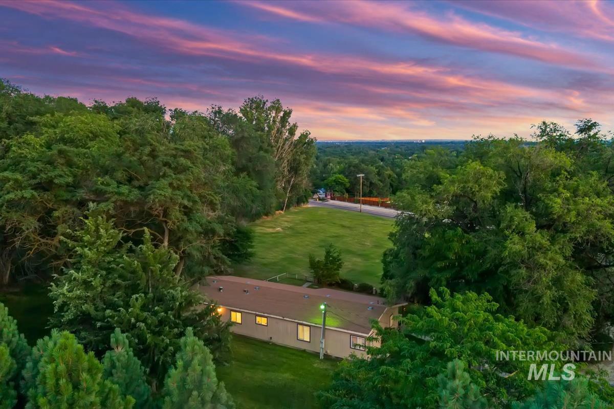 5758 W Hill Rd, Boise, Idaho 83703-2951, 4 Bedrooms, 2 Bathrooms, Residential For Sale, Price $998,000, 98993114
