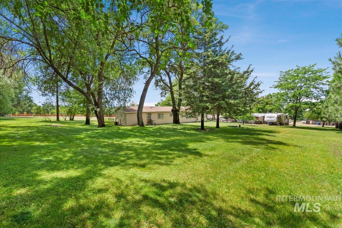 5758 W Hill Rd, Boise, Idaho 83703, 4 Bedrooms, 2 Bathrooms, Residential For Sale, Price $998,000, 98993114