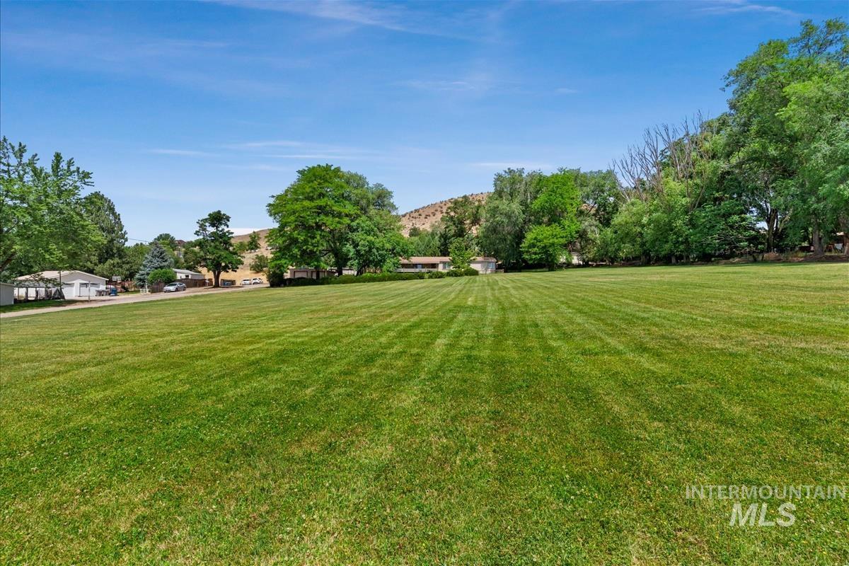 5758 W Hill Rd, Boise, Idaho 83703-2951, 4 Bedrooms, 2 Bathrooms, Residential For Sale, Price $998,000, 98993114