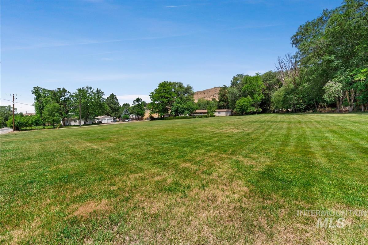 5758 W Hill Rd, Boise, Idaho 83703-2951, 4 Bedrooms, 2 Bathrooms, Residential For Sale, Price $998,000, 98993114