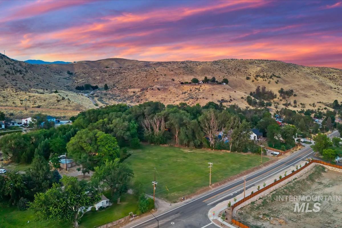 5758 W Hill Rd, Boise, Idaho 83703-2951, Land For Sale, Price $998,000, 98993115