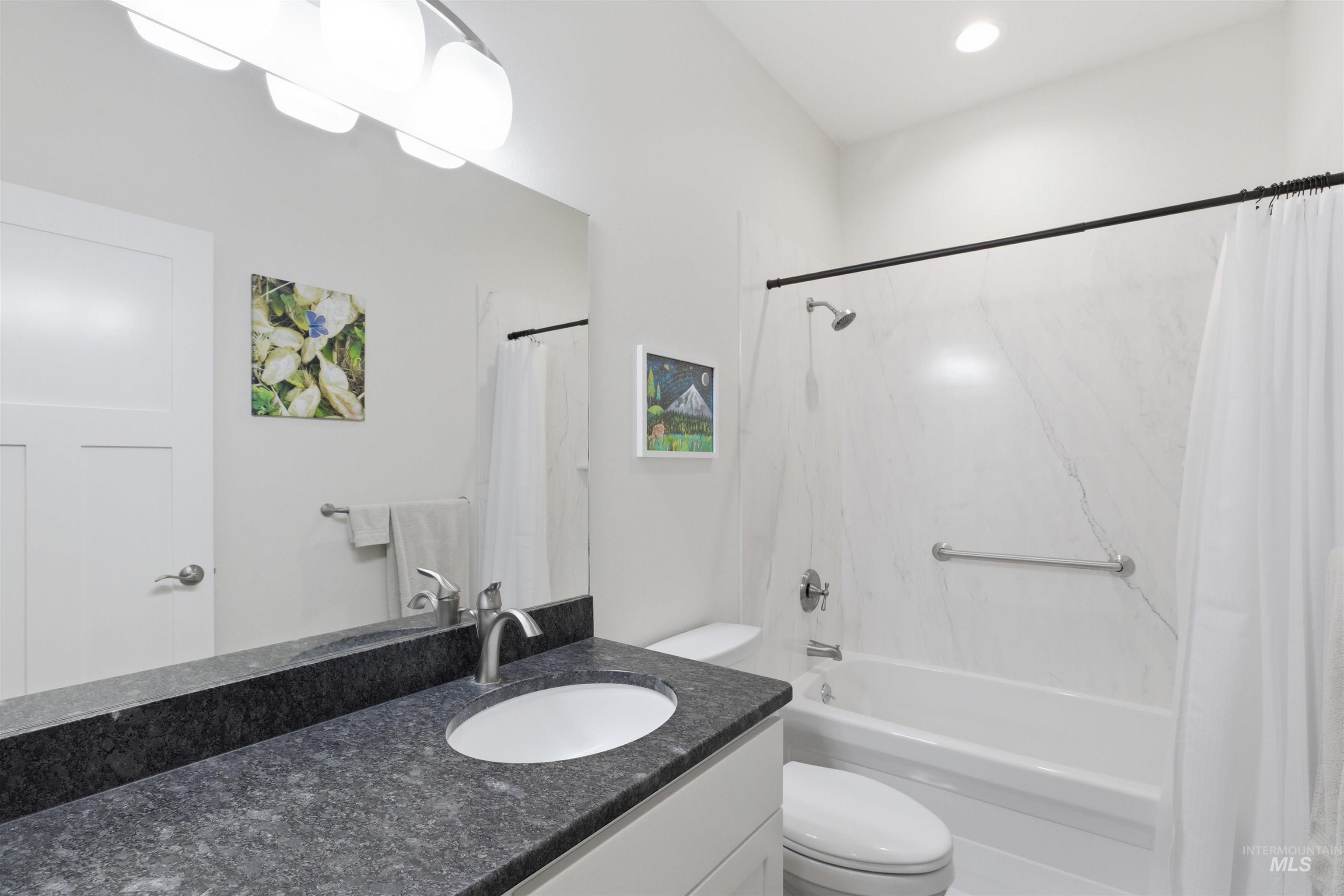 2075 Sunnyside Ave, Moscow, Idaho 83843, 2 Bedrooms, 2 Bathrooms, Residential For Sale, Price $470,000, 98993117