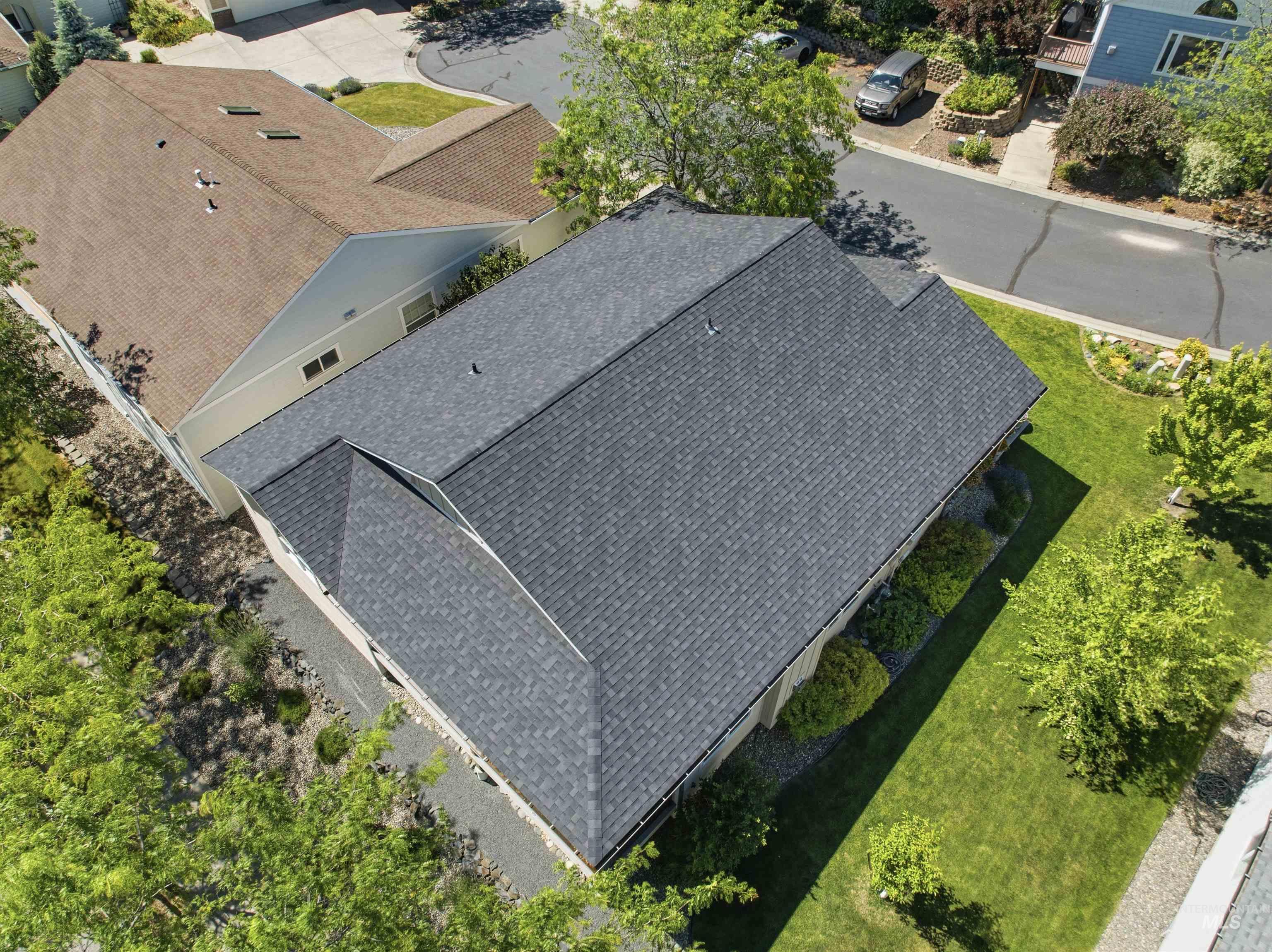 2075 Sunnyside Ave, Moscow, Idaho 83843, 2 Bedrooms, 2 Bathrooms, Residential For Sale, Price $470,000, 98993117