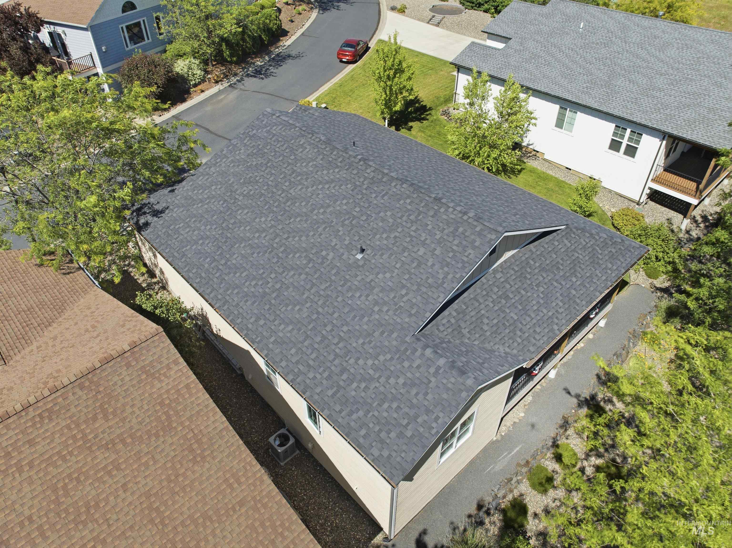 2075 Sunnyside Ave, Moscow, Idaho 83843, 2 Bedrooms, 2 Bathrooms, Residential For Sale, Price $470,000, 98993117