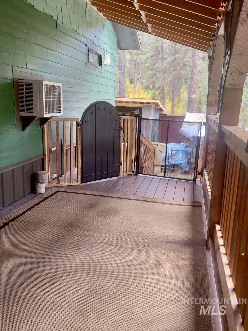 819 Middlefork Rd, Garden Valley, Idaho 83622, 2 Bedrooms, 2 Bathrooms, Residential Income For Sale, Price $889,000, 98993118