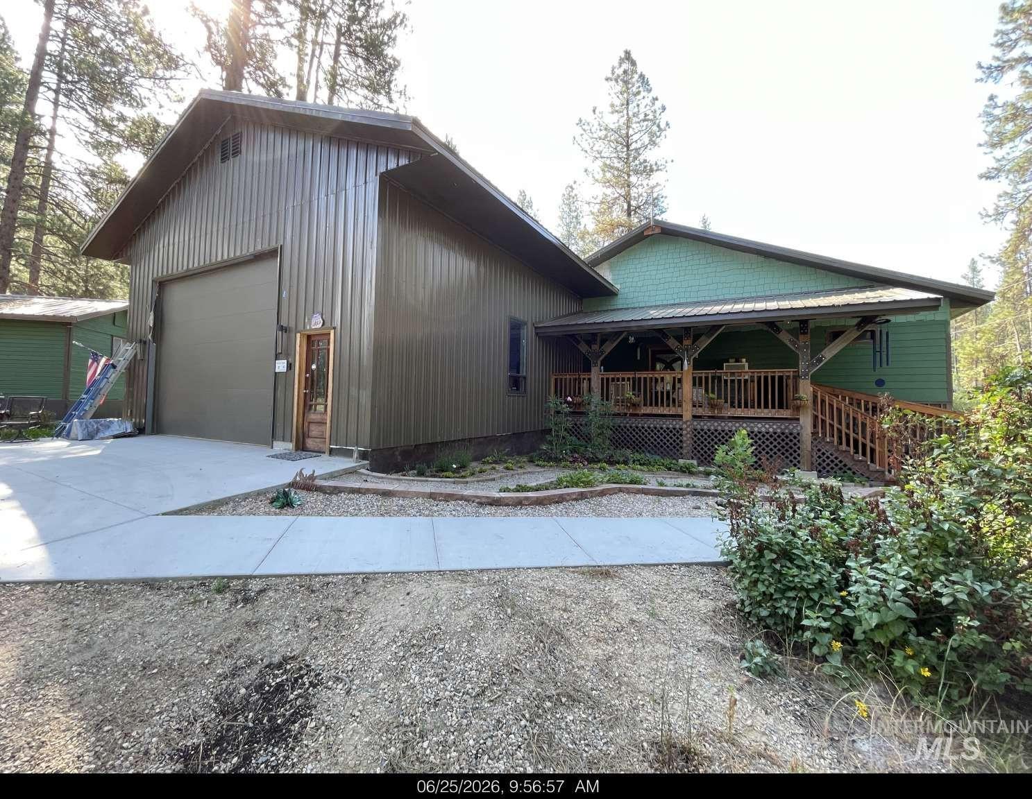 819 Middlefork Rd, Garden Valley, Idaho 83622, 2 Bedrooms, 2 Bathrooms, Residential Income For Sale, Price $889,000, 98993118