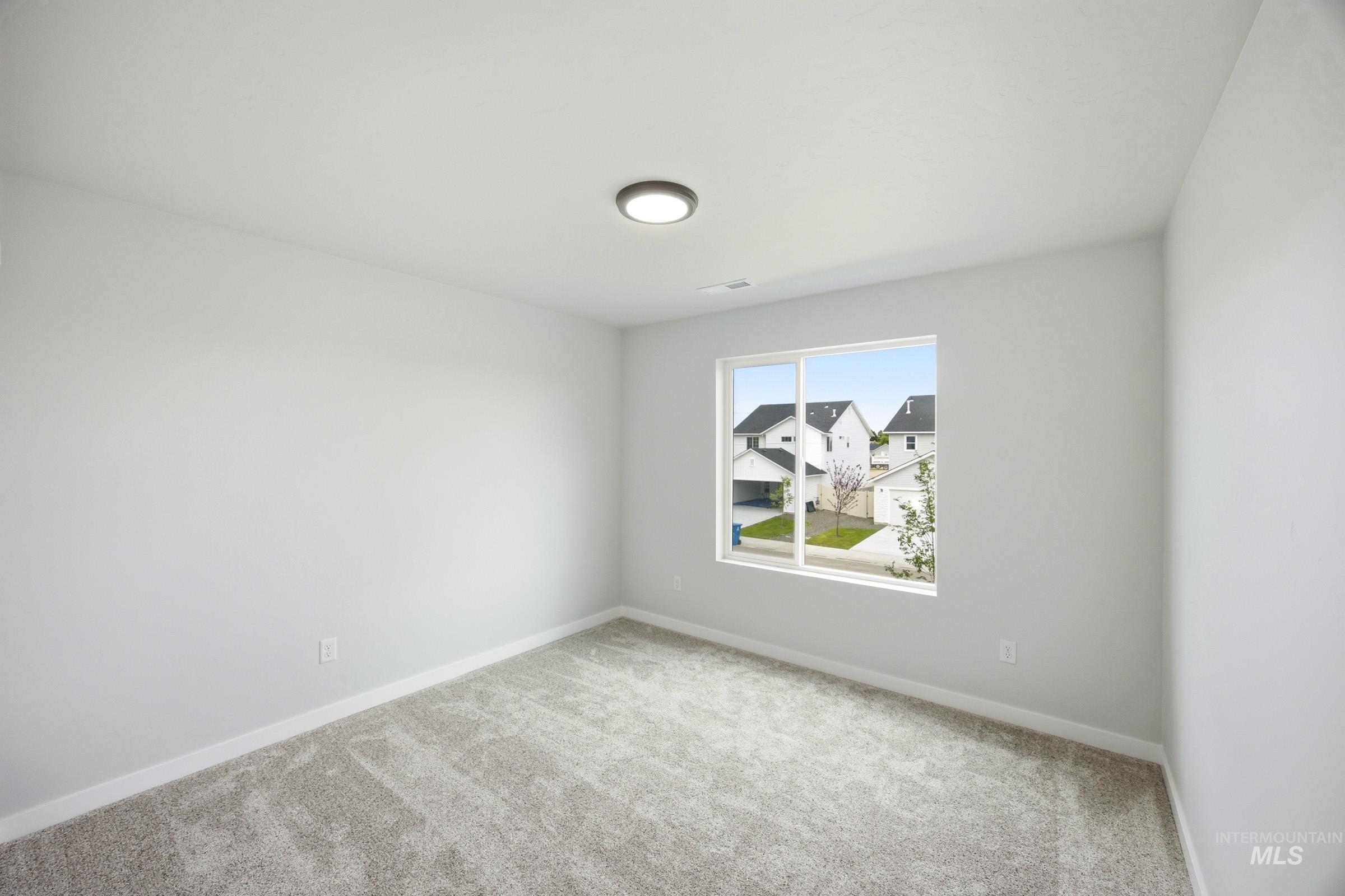 633 W Novak Dr, Emmett, Idaho 83617, 5 Bedrooms, 3 Bathrooms, Residential For Sale, Price $499,990, 98993119