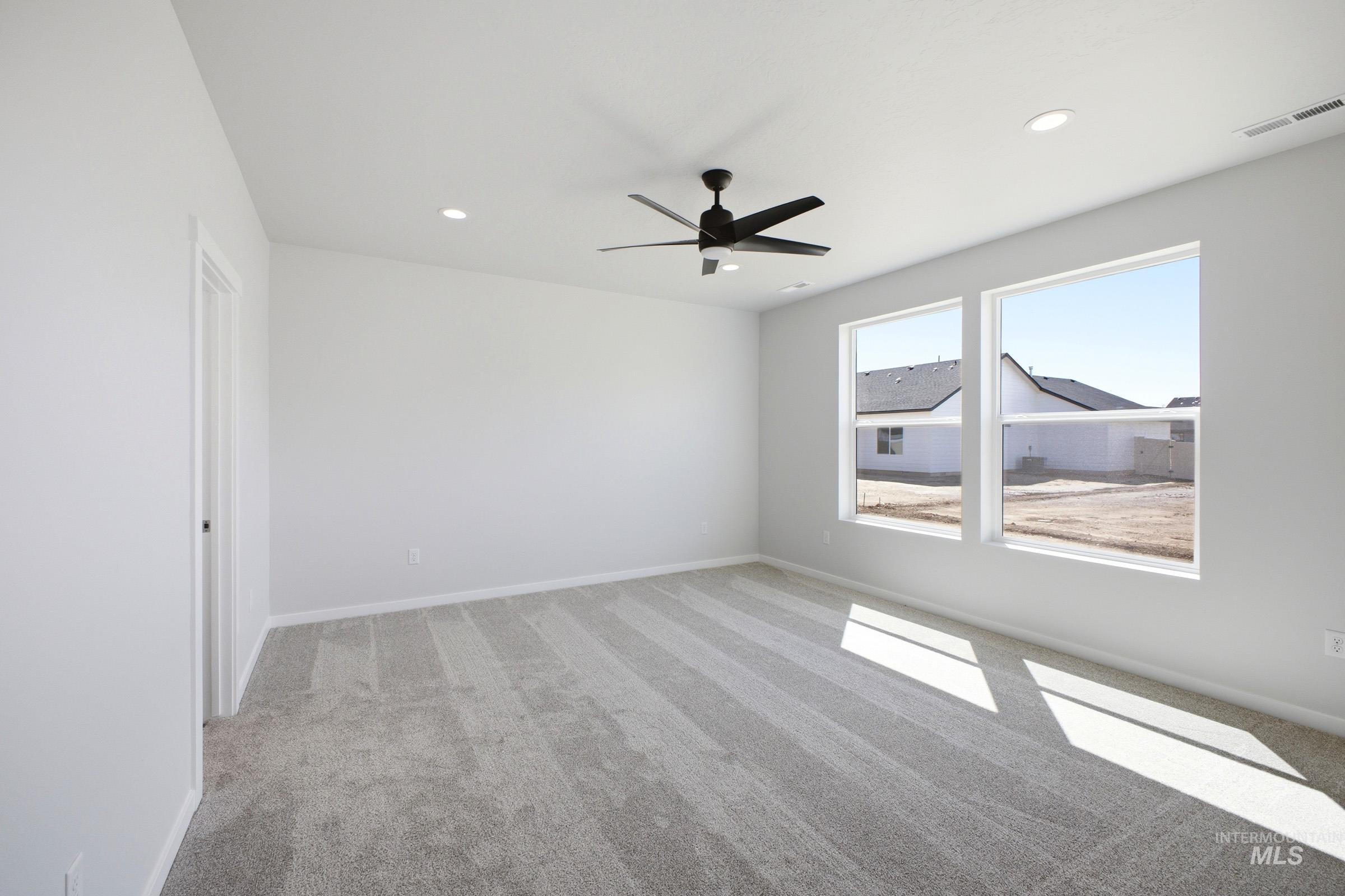 2999 N Schimigadoon Way, Eagle, Idaho 83616, 4 Bedrooms, 2.5 Bathrooms, Residential For Sale, Price $729,990, 98993120