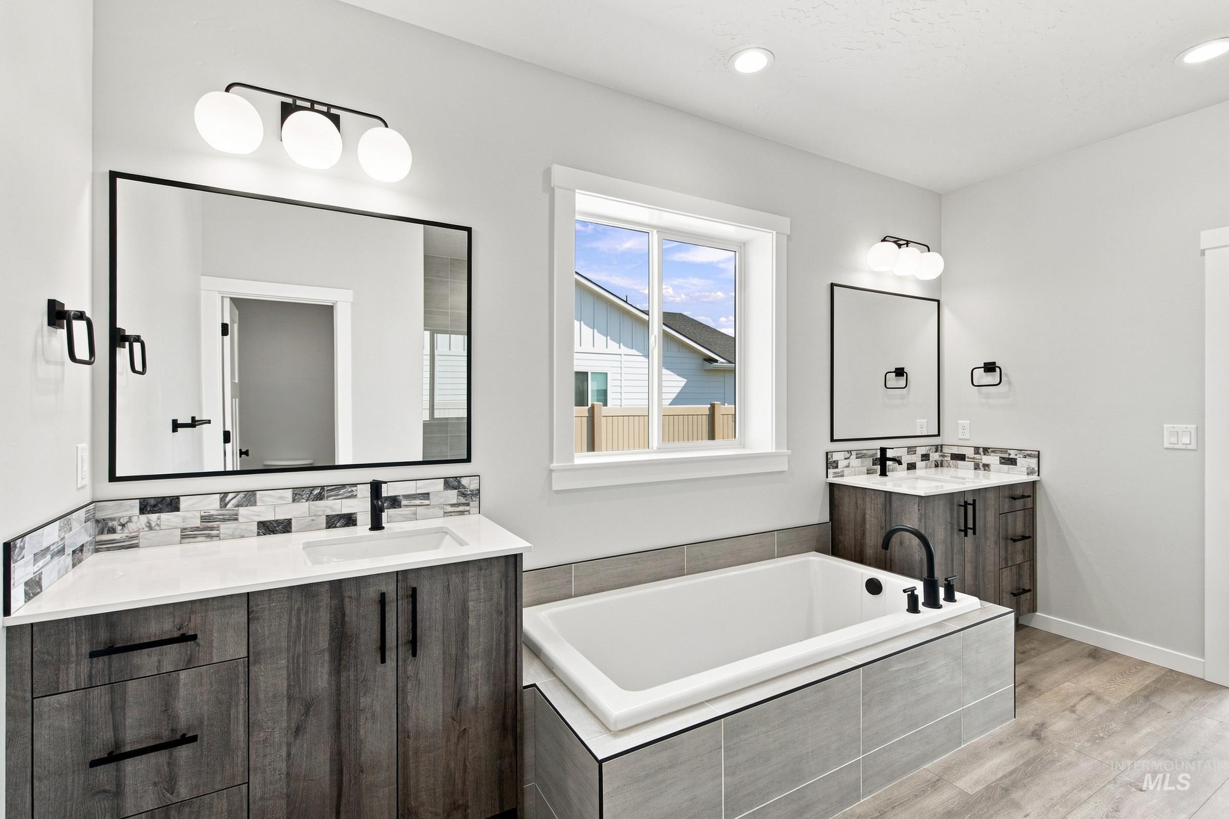 2999 N Schimigadoon Way, Eagle, Idaho 83616, 4 Bedrooms, 2.5 Bathrooms, Residential For Sale, Price $729,990,MLS 98993120