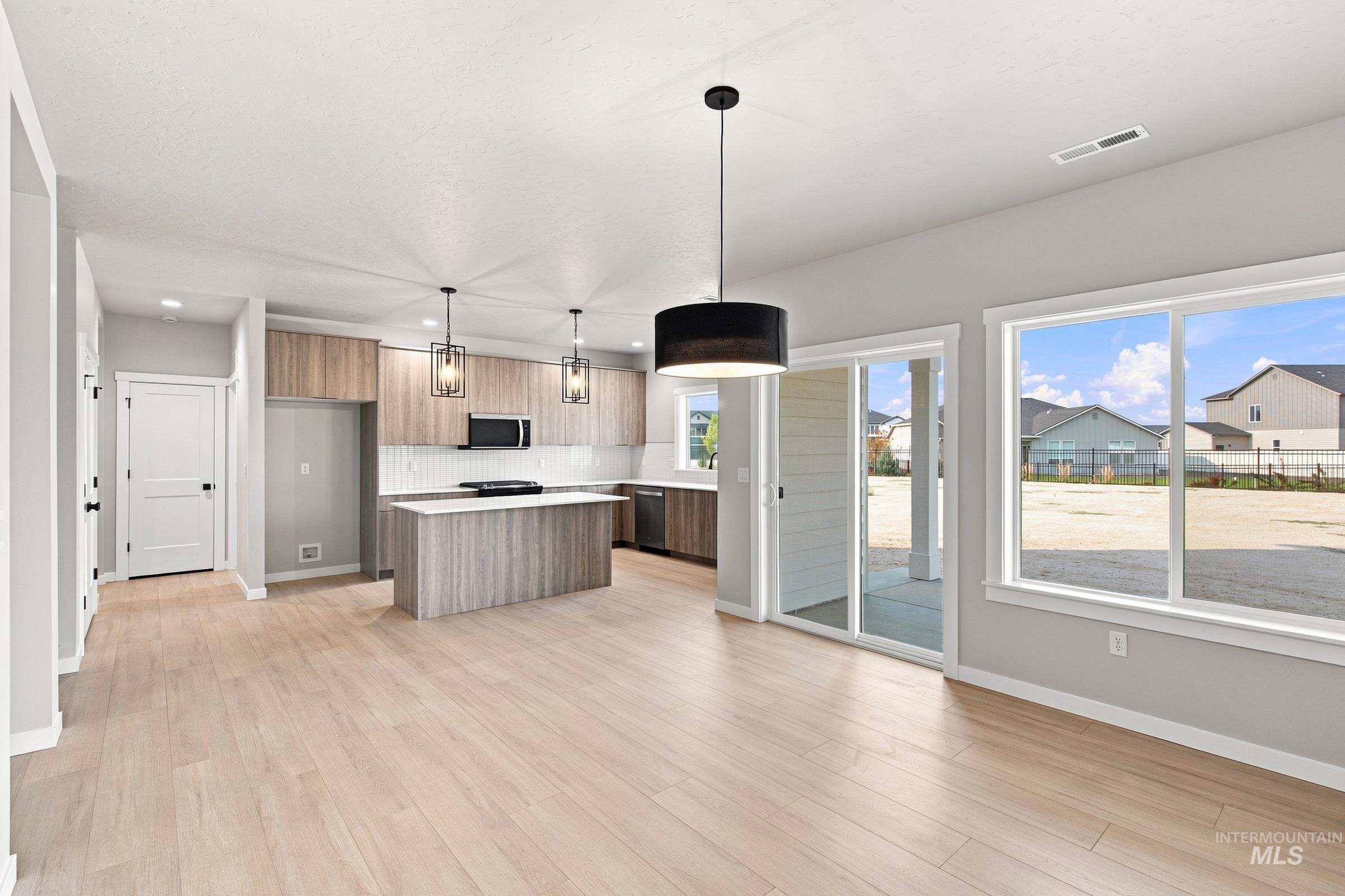 3035 N Schimigadoon Way, Eagle, Idaho 83616, 5 Bedrooms, 2.5 Bathrooms, Residential For Sale, Price $724,990,MLS 98993121
