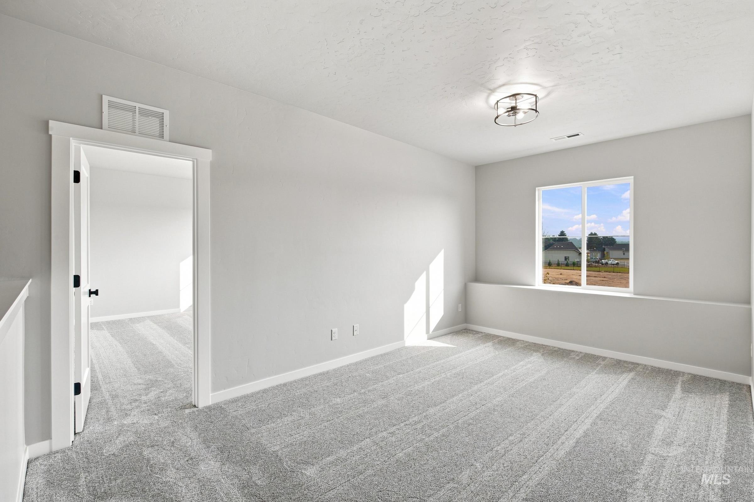 3035 N Schimigadoon Way, Eagle, Idaho 83616, 5 Bedrooms, 2.5 Bathrooms, Residential For Sale, Price $724,990,MLS 98993121