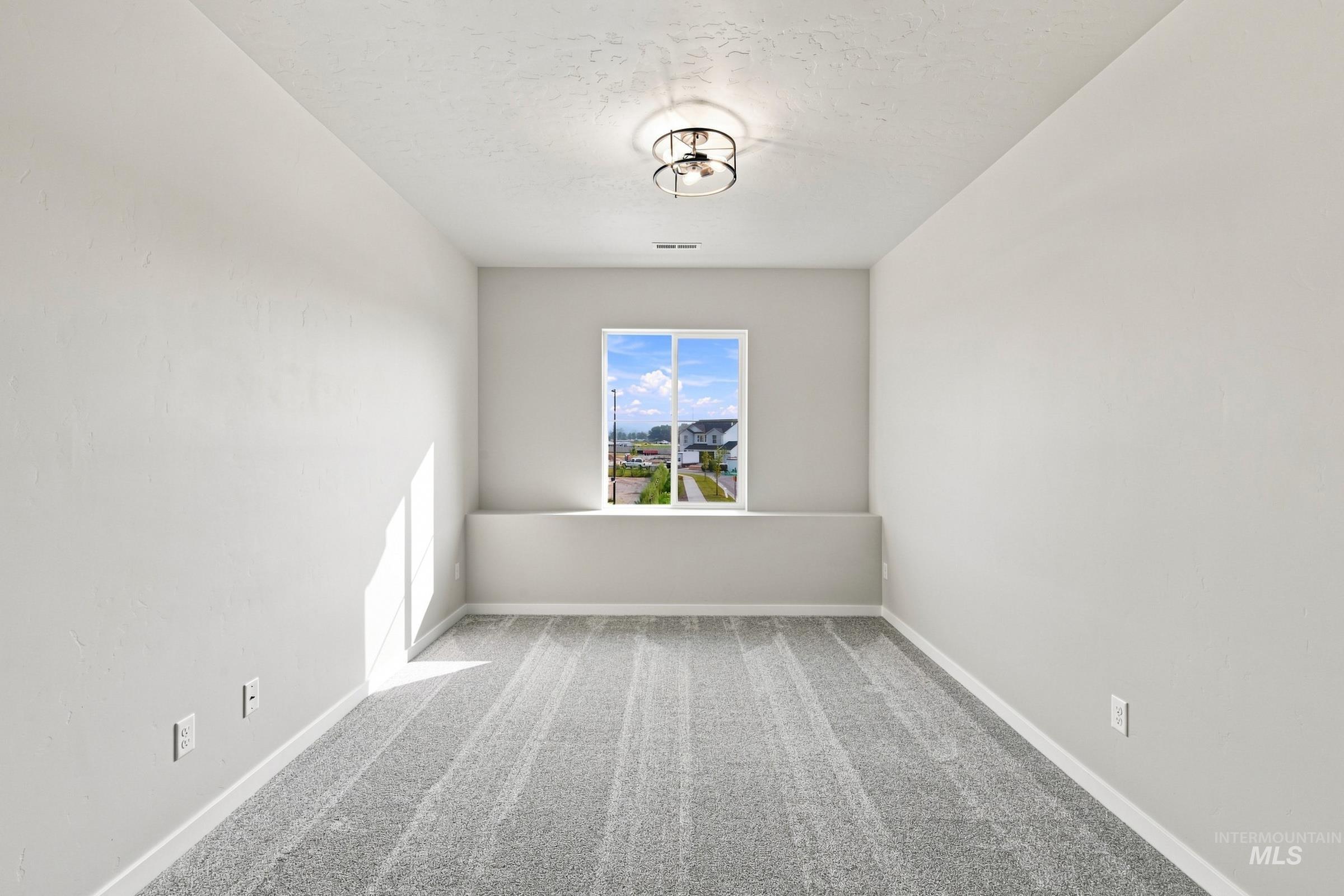 3035 N Schimigadoon Way, Eagle, Idaho 83616, 5 Bedrooms, 2.5 Bathrooms, Residential For Sale, Price $724,990,MLS 98993121