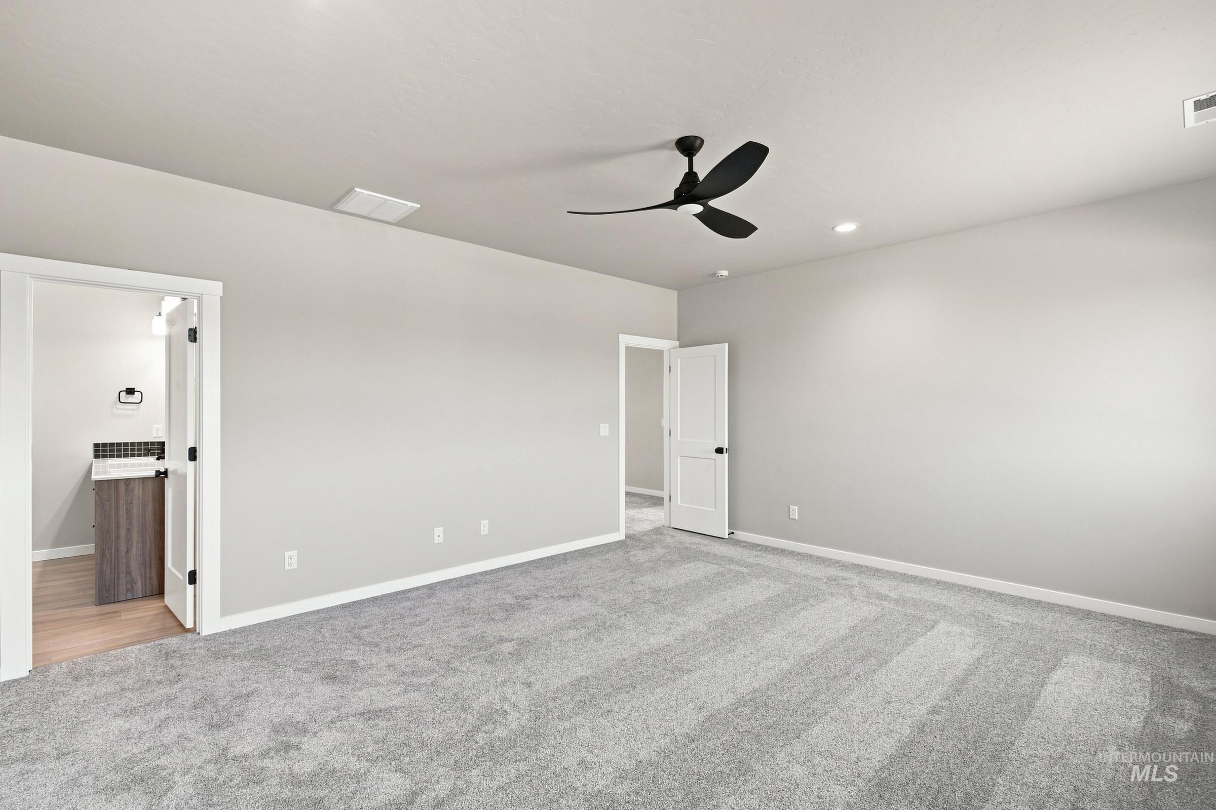 3035 N Schimigadoon Way, Eagle, Idaho 83616, 5 Bedrooms, 2.5 Bathrooms, Residential For Sale, Price $724,990,MLS 98993121