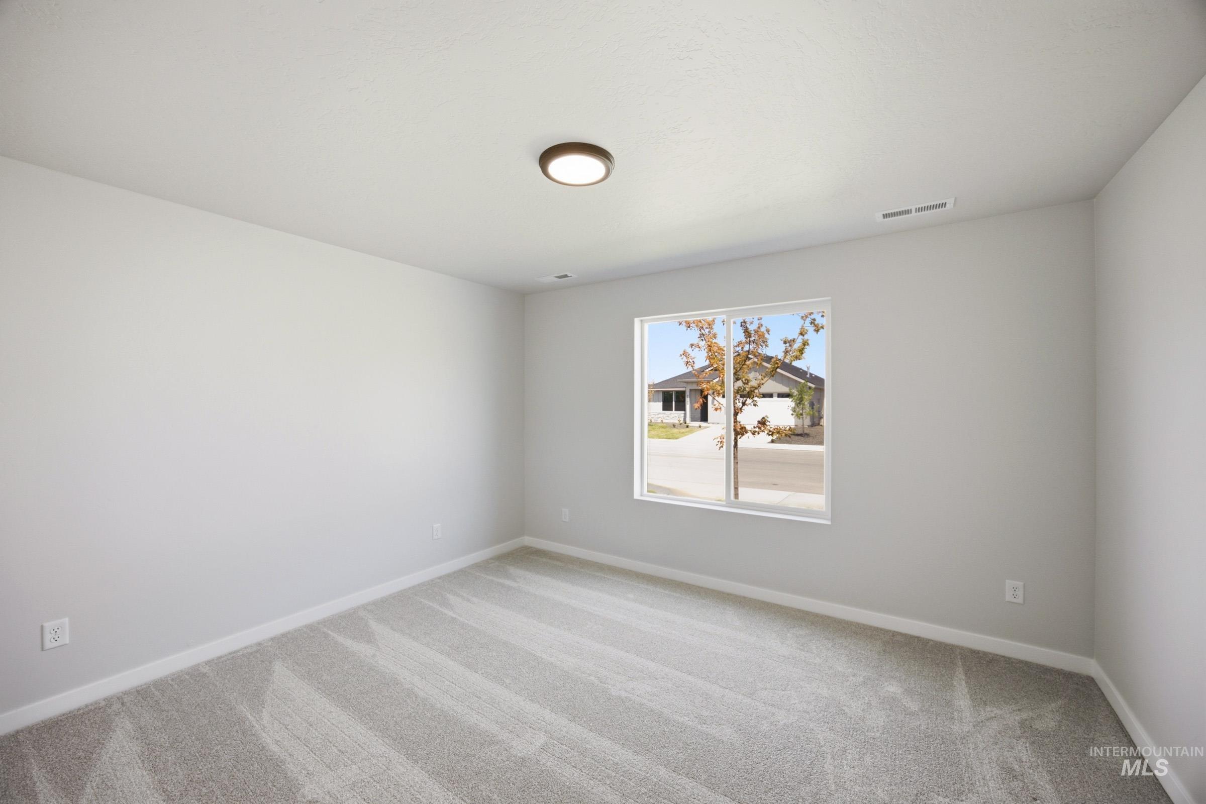 7325 W Trumbull Ct, Eagle, Idaho 83616, 4 Bedrooms, 2 Bathrooms, Residential For Sale, Price $599,990,MLS 98993122