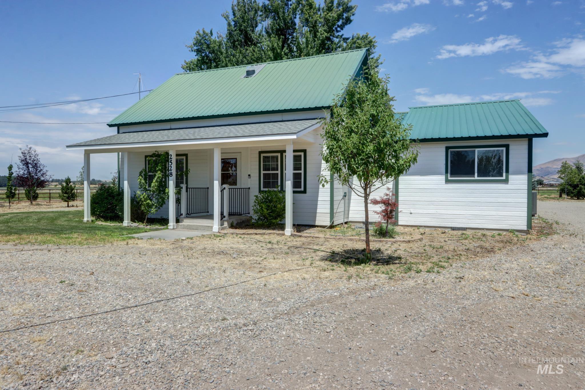 2528 Waterwheel, Emmett, Idaho 83617, 4 Bedrooms, 2 Bathrooms, Residential For Sale, Price $897,000, 98993123