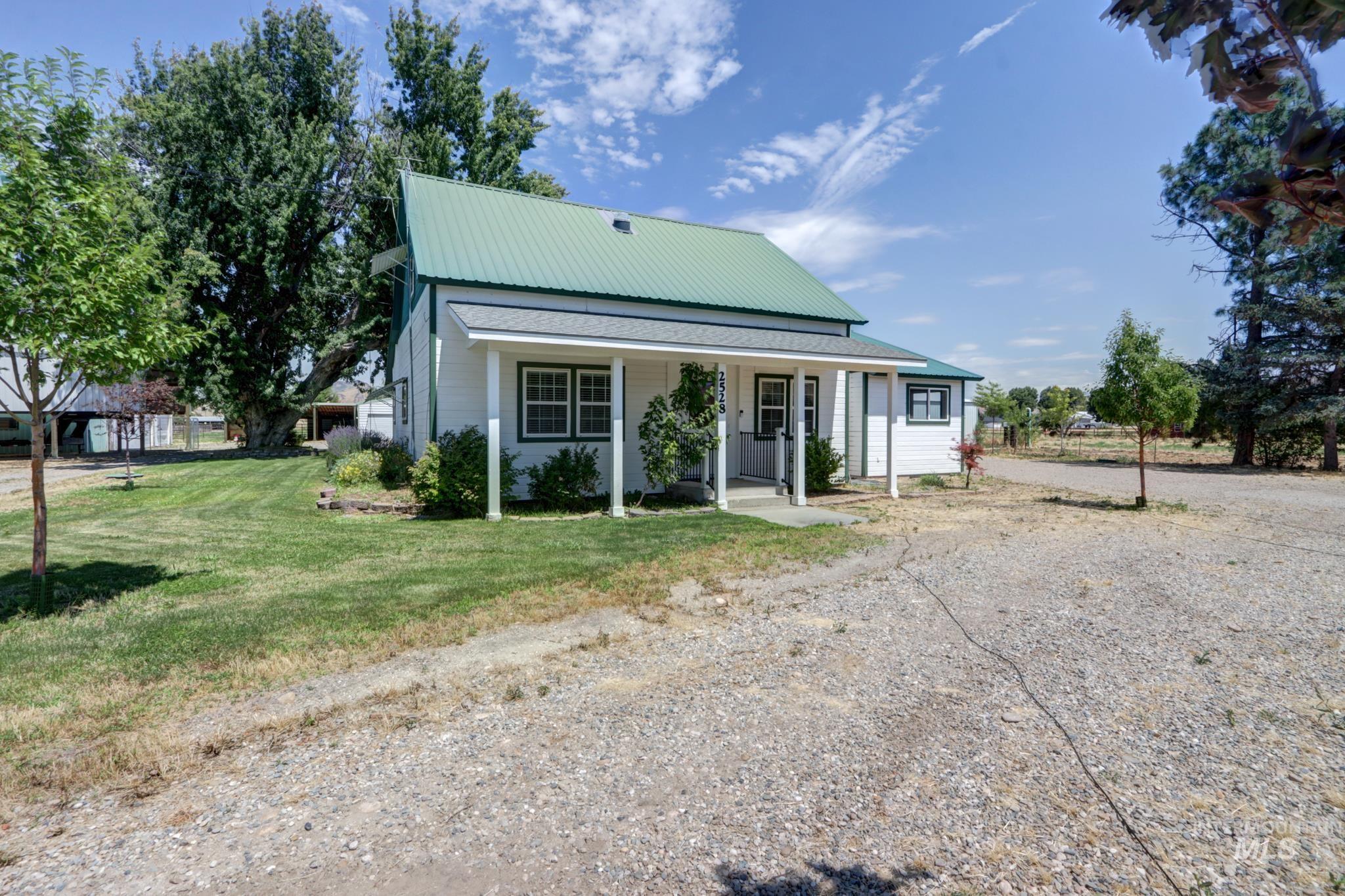 2528 Waterwheel, Emmett, Idaho 83617, 4 Bedrooms, 2 Bathrooms, Residential For Sale, Price $897,000, 98993123