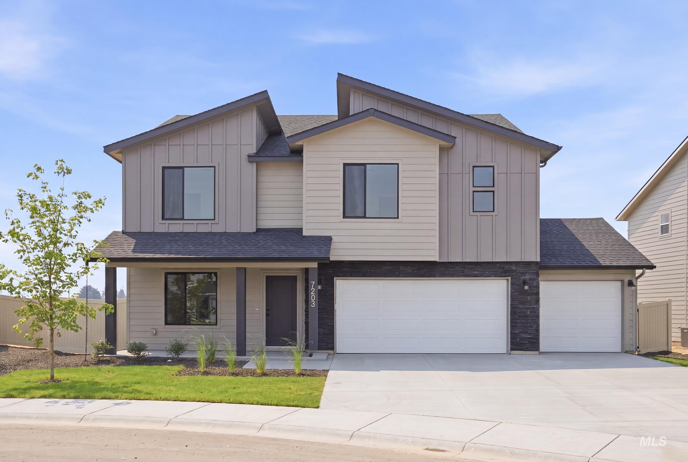 7283 W Trumbull Ct, Eagle, Idaho 83616, 5 Bedrooms, 3 Bathrooms, Residential For Sale, Price $664,990,MLS 98993124