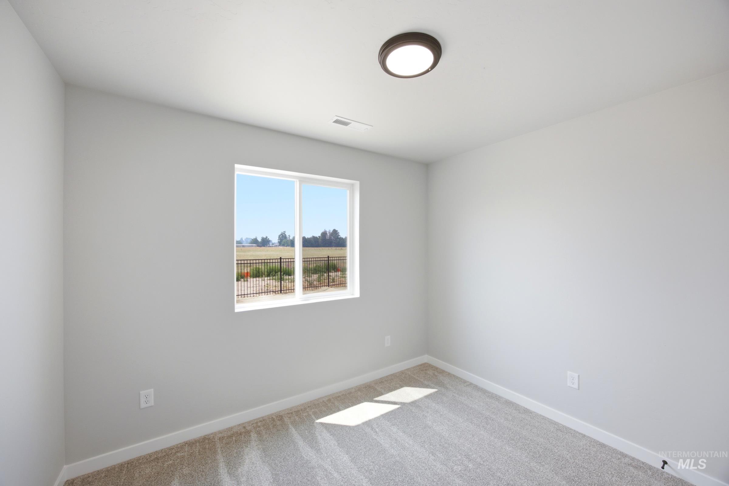 7283 W Trumbull Ct, Eagle, Idaho 83616, 5 Bedrooms, 3 Bathrooms, Residential For Sale, Price $664,990,MLS 98993124