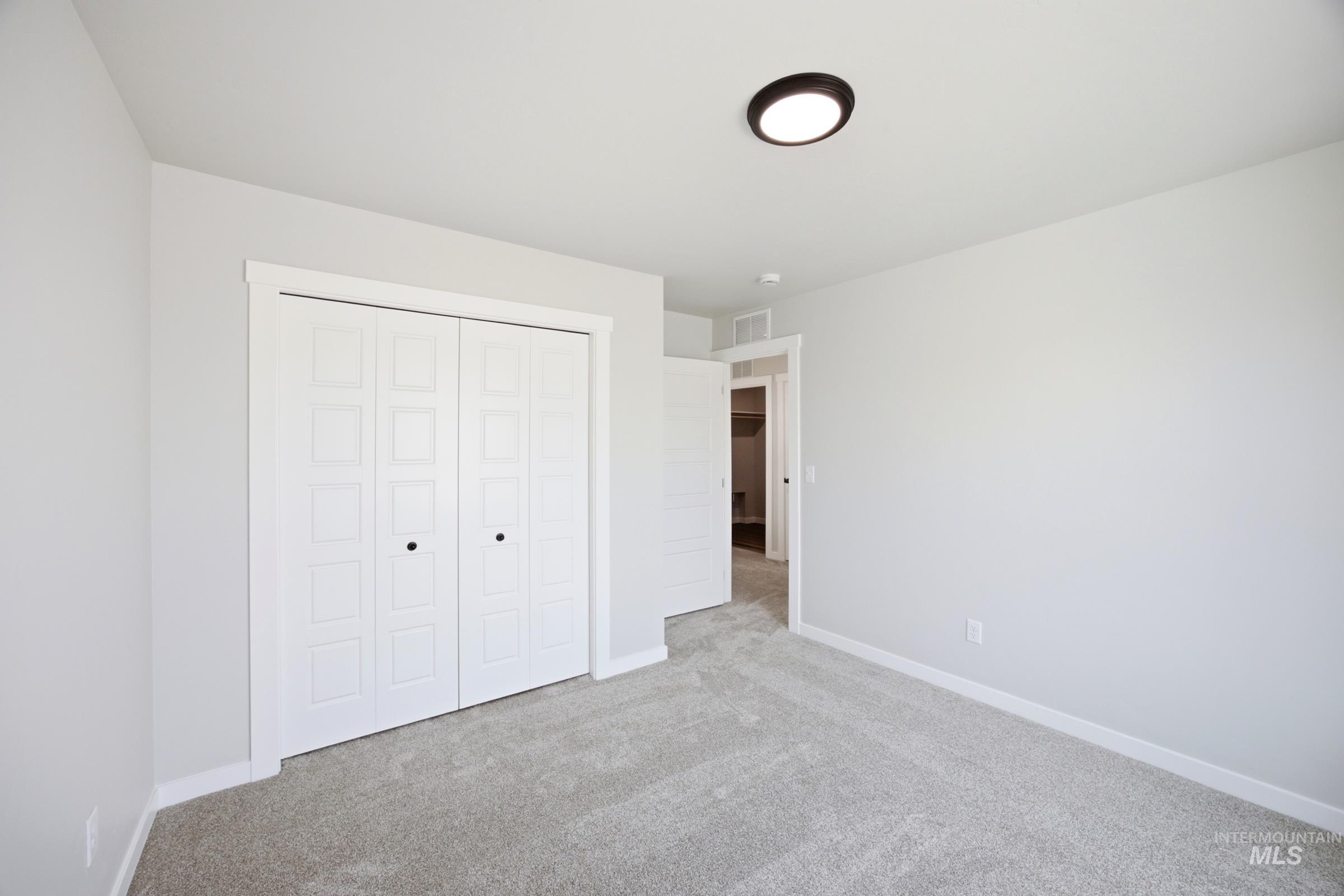 7283 W Trumbull Ct, Eagle, Idaho 83616, 5 Bedrooms, 3 Bathrooms, Residential For Sale, Price $664,990,MLS 98993124