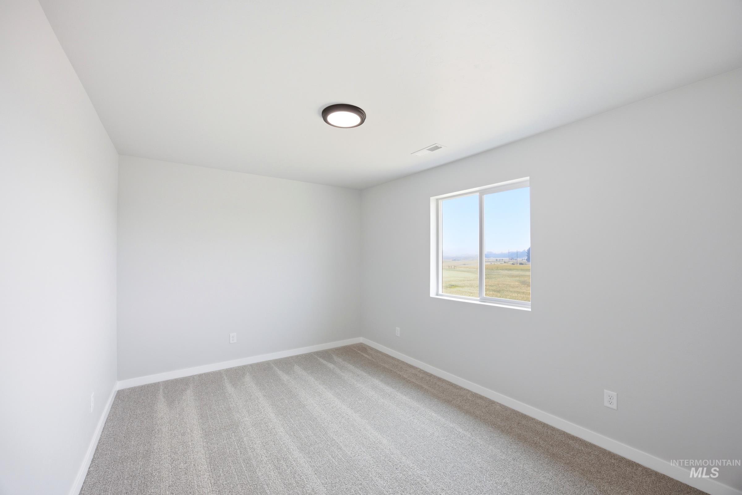 7283 W Trumbull Ct, Eagle, Idaho 83616, 5 Bedrooms, 3 Bathrooms, Residential For Sale, Price $664,990,MLS 98993124