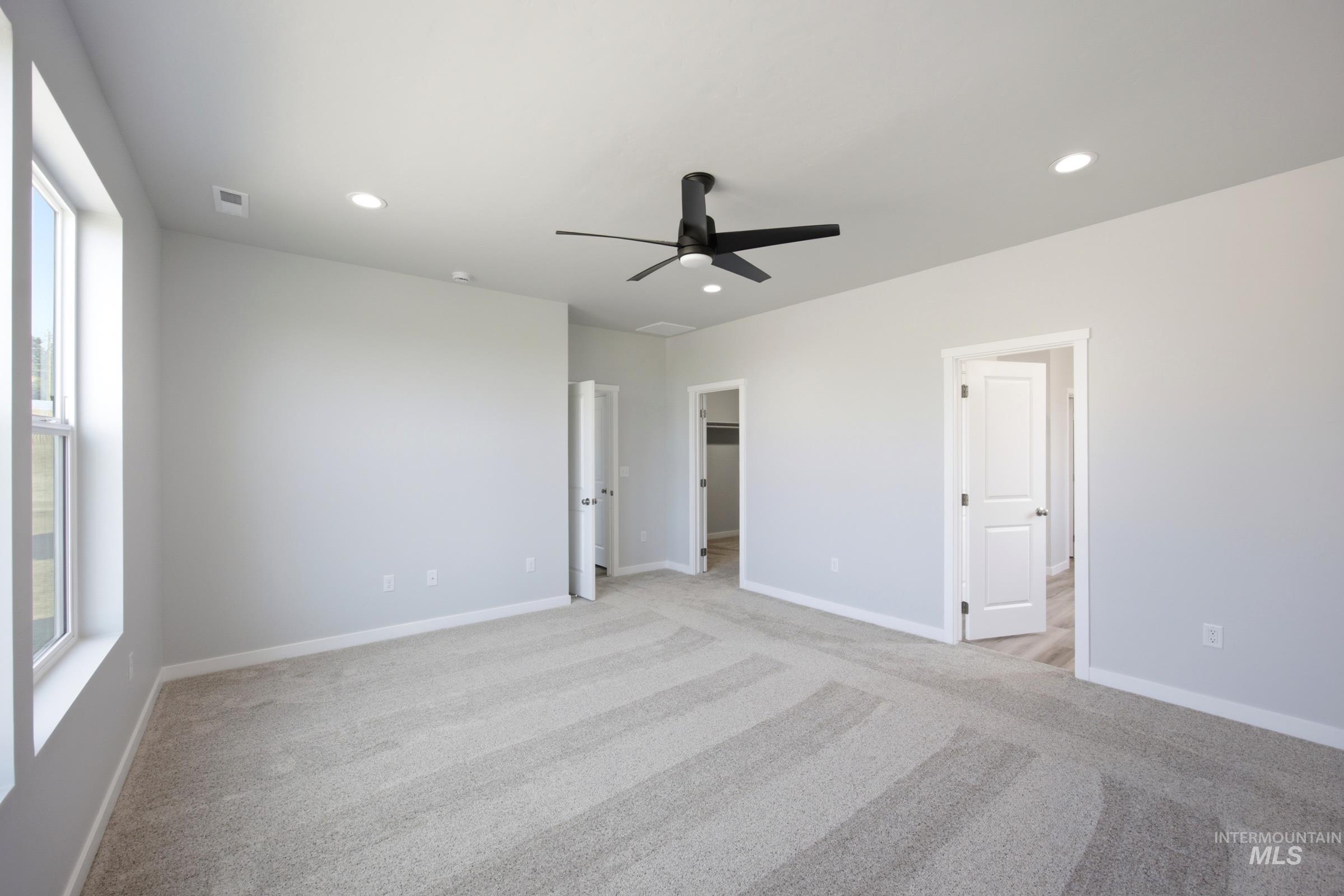 1073 Coffee Pond Ave, Middleton, Idaho 83644, 4 Bedrooms, 2.5 Bathrooms, Residential For Sale, Price $599,990,MLS 98993127