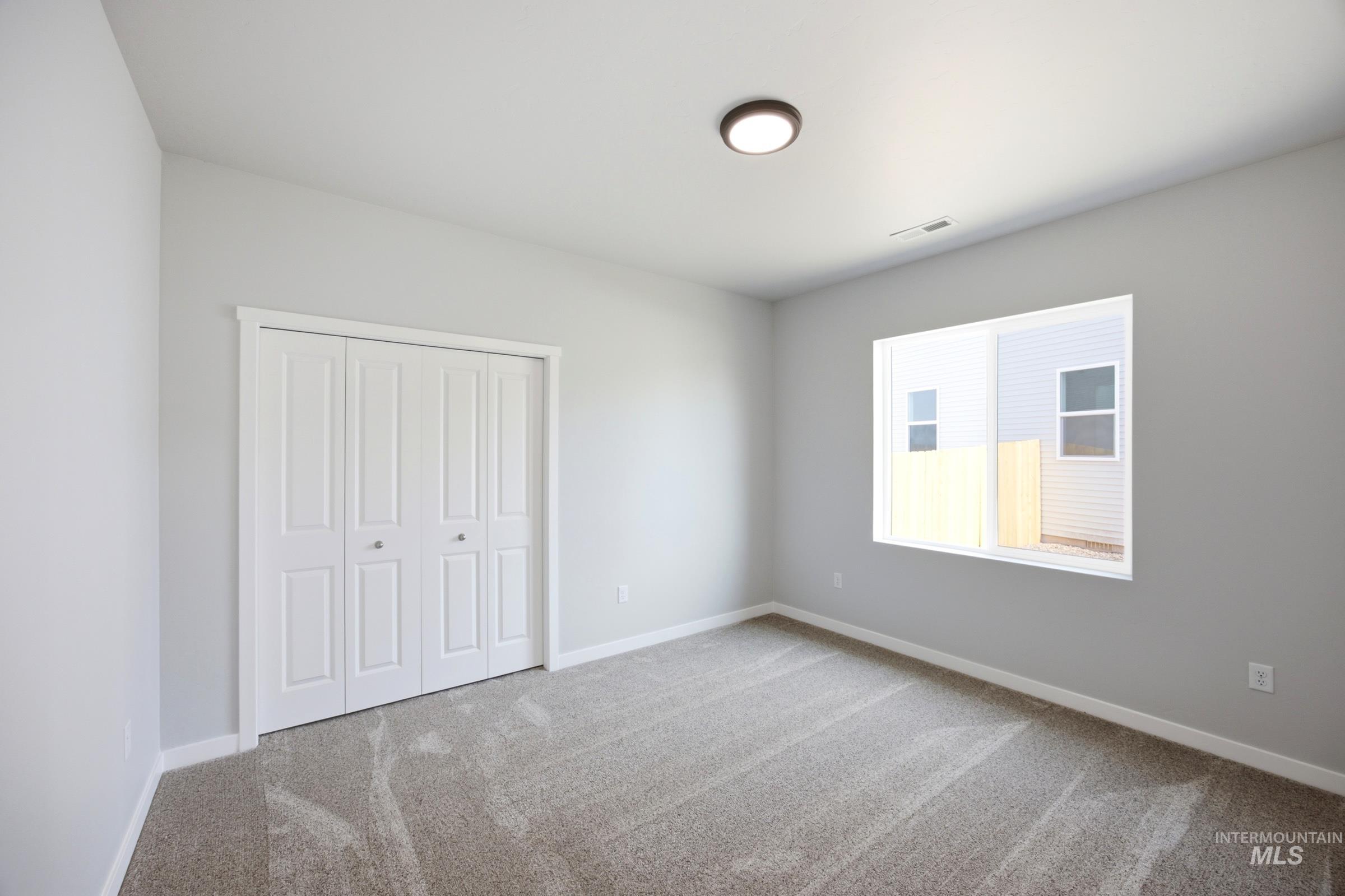 1073 Coffee Pond Ave, Middleton, Idaho 83644, 4 Bedrooms, 2.5 Bathrooms, Residential For Sale, Price $599,990,MLS 98993127