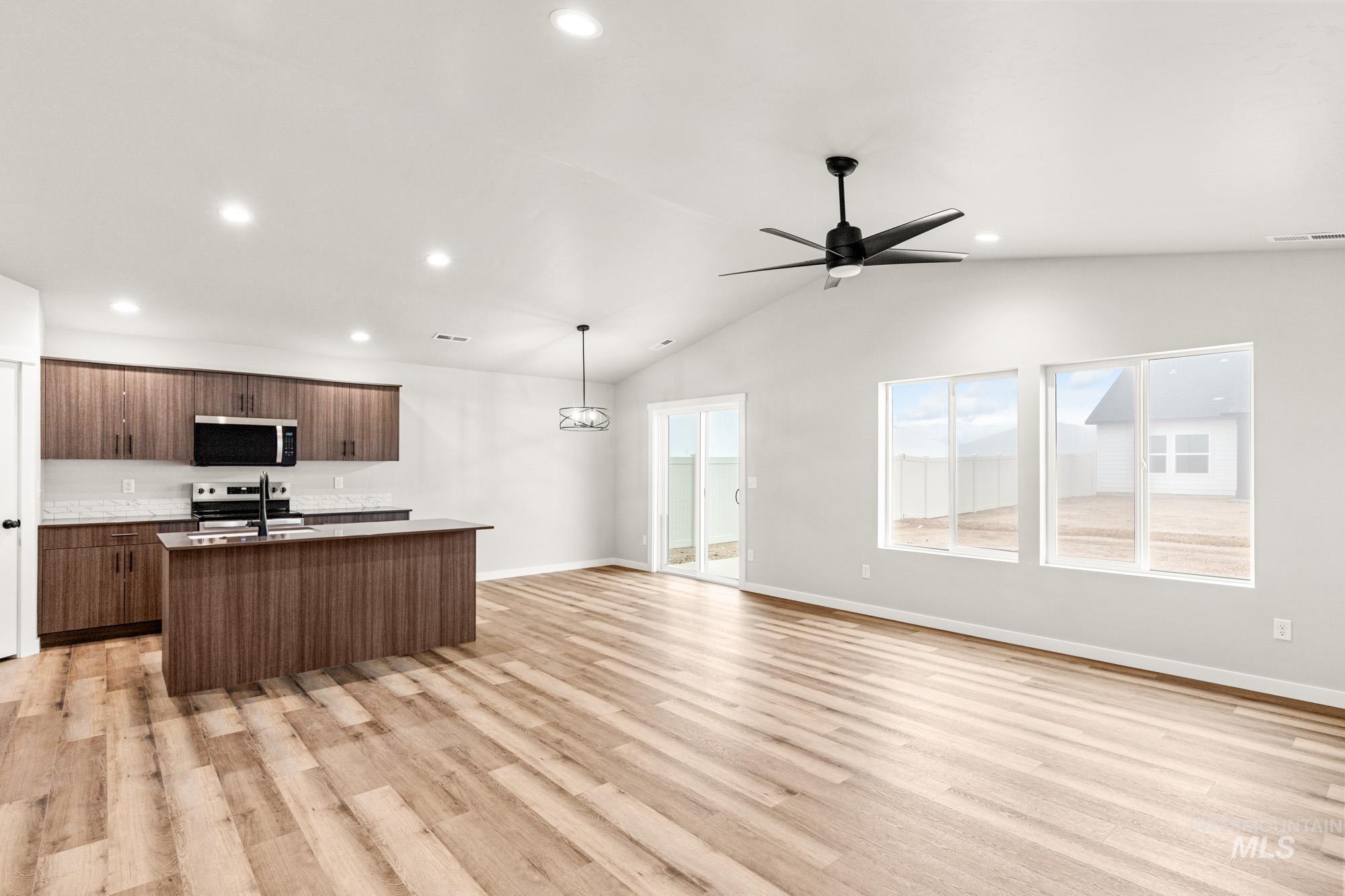 9416 W Blazing Star St, Nampa, Idaho 83687, 3 Bedrooms, 2 Bathrooms, Residential For Sale, Price $429,990, 98993129
