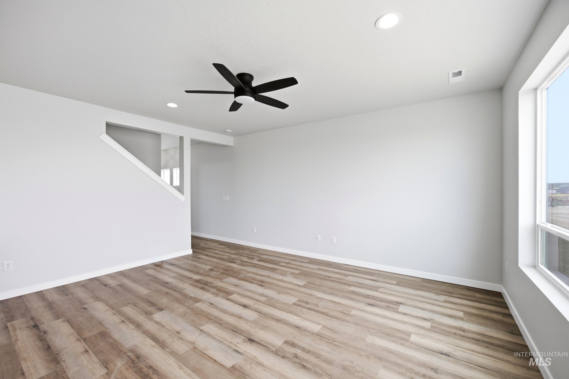1315 W Braden Dr, Meridian, Idaho 83642, 3 Bedrooms, 2.5 Bathrooms, Residential For Sale, Price $467,990,MLS 98993145