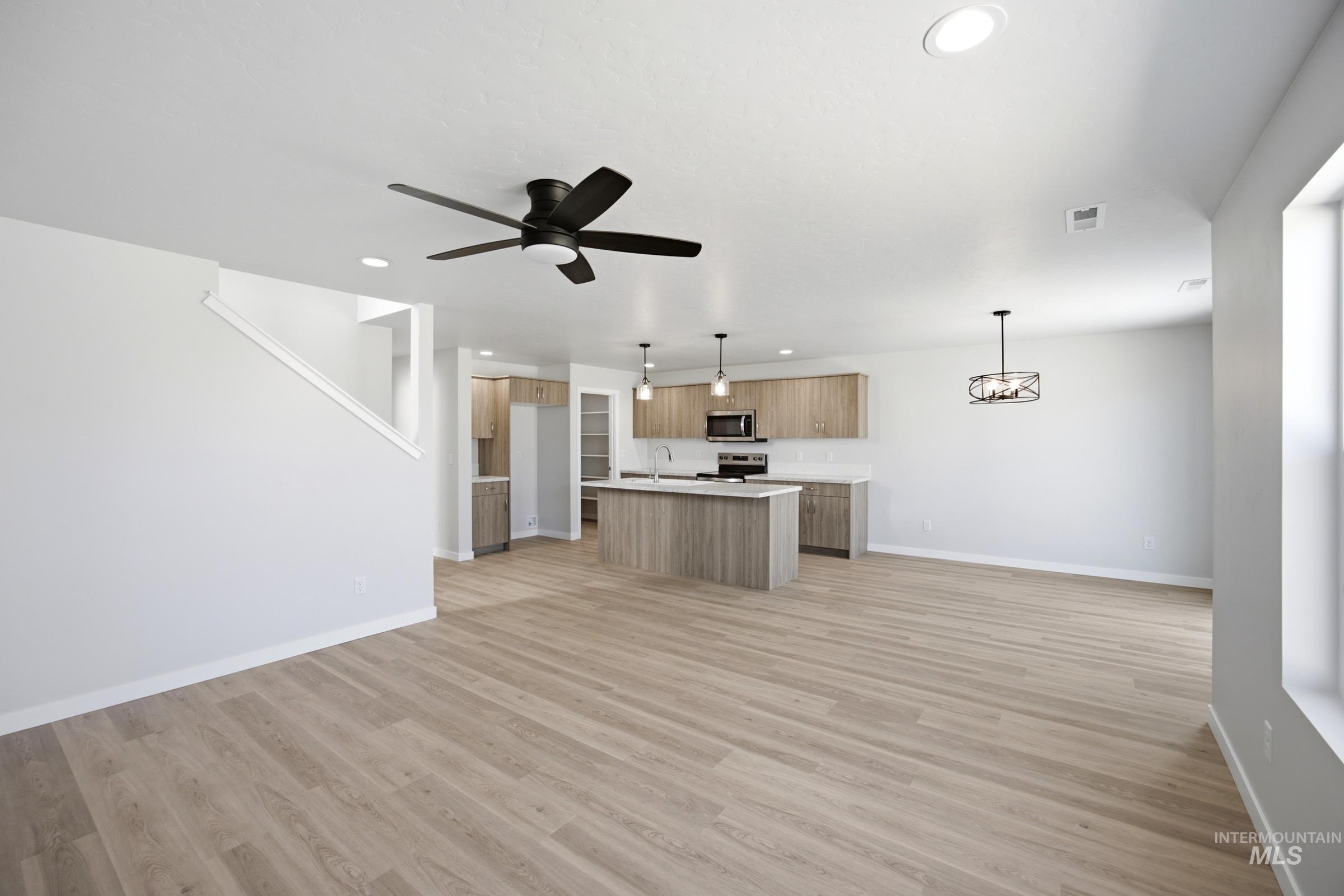 2391 W Fallon Lp, Nampa, Idaho 83651, 4 Bedrooms, 2.5 Bathrooms, Residential For Sale, Price $444,990,MLS 98993148