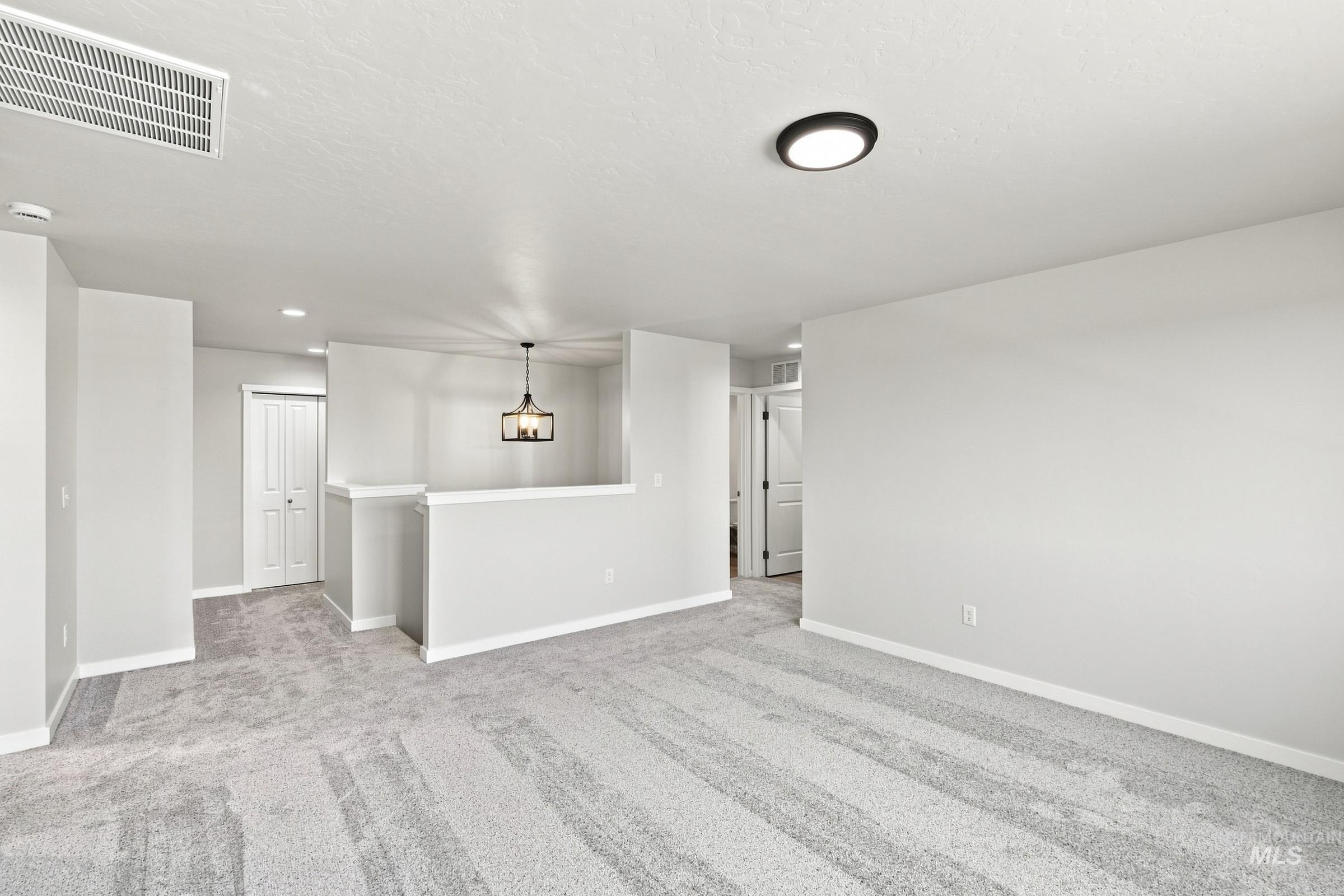 3795 E White Plains St, Nampa, Idaho 83686, 5 Bedrooms, 3 Bathrooms, Residential For Sale, Price $509,990,MLS 98993149