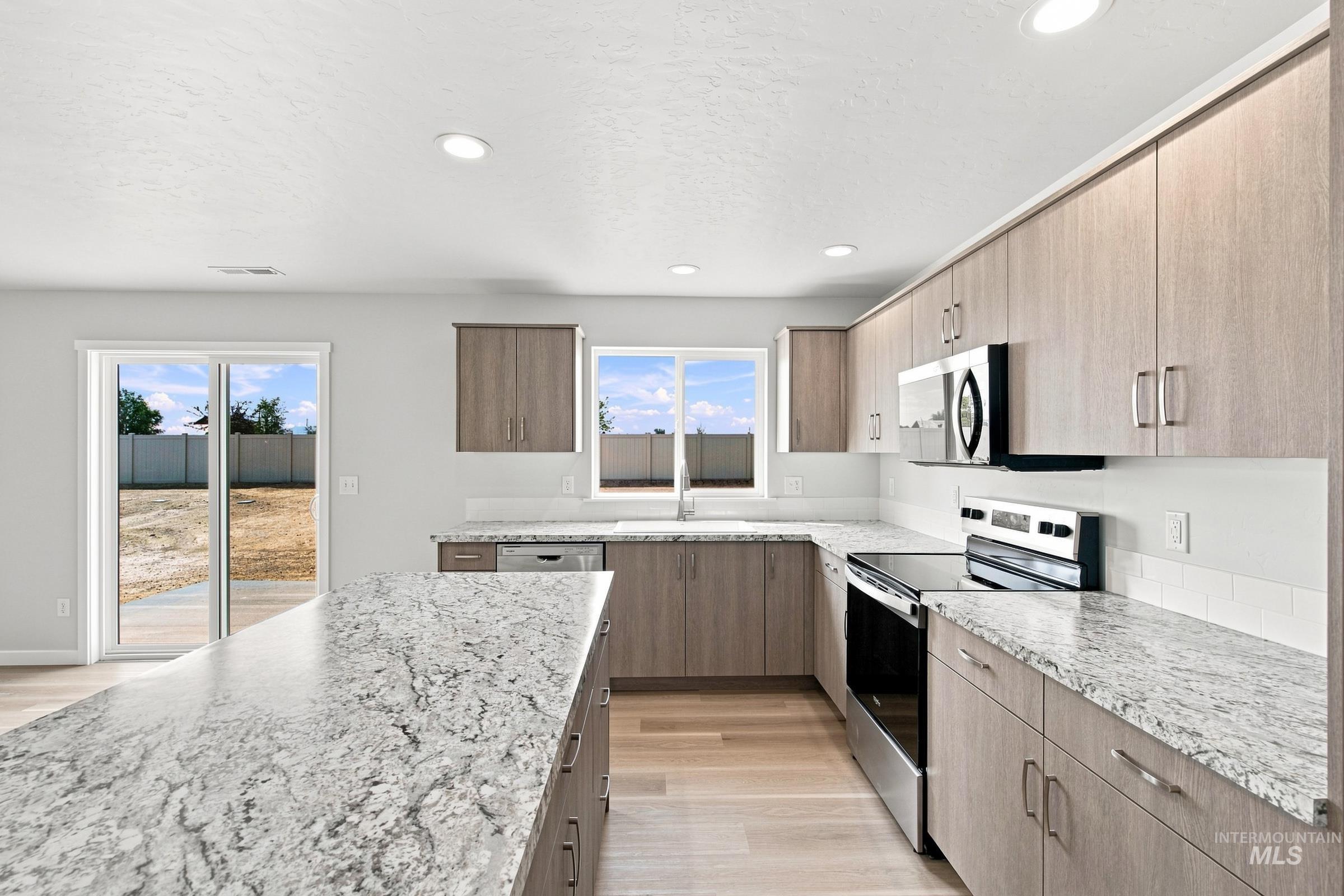 3795 E White Plains St, Nampa, Idaho 83686, 5 Bedrooms, 3 Bathrooms, Residential For Sale, Price $509,990,MLS 98993149