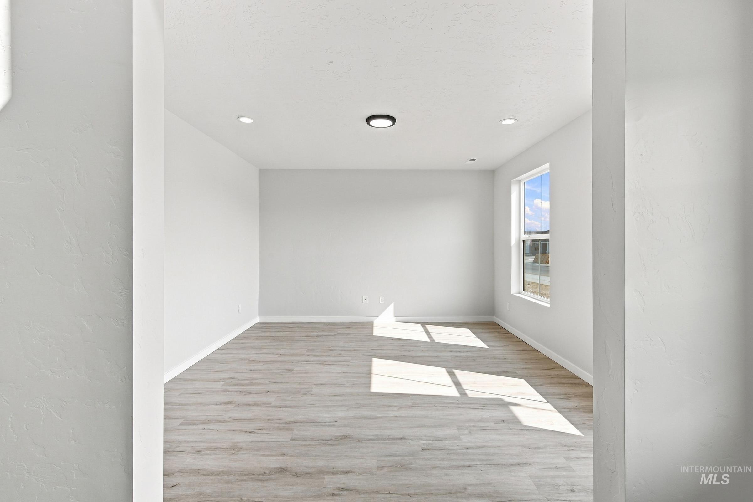 4559 S Amsterdam Ave, Nampa, Idaho 83686, 4 Bedrooms, 3.5 Bathrooms, Residential For Sale, Price $659,990,MLS 98993150