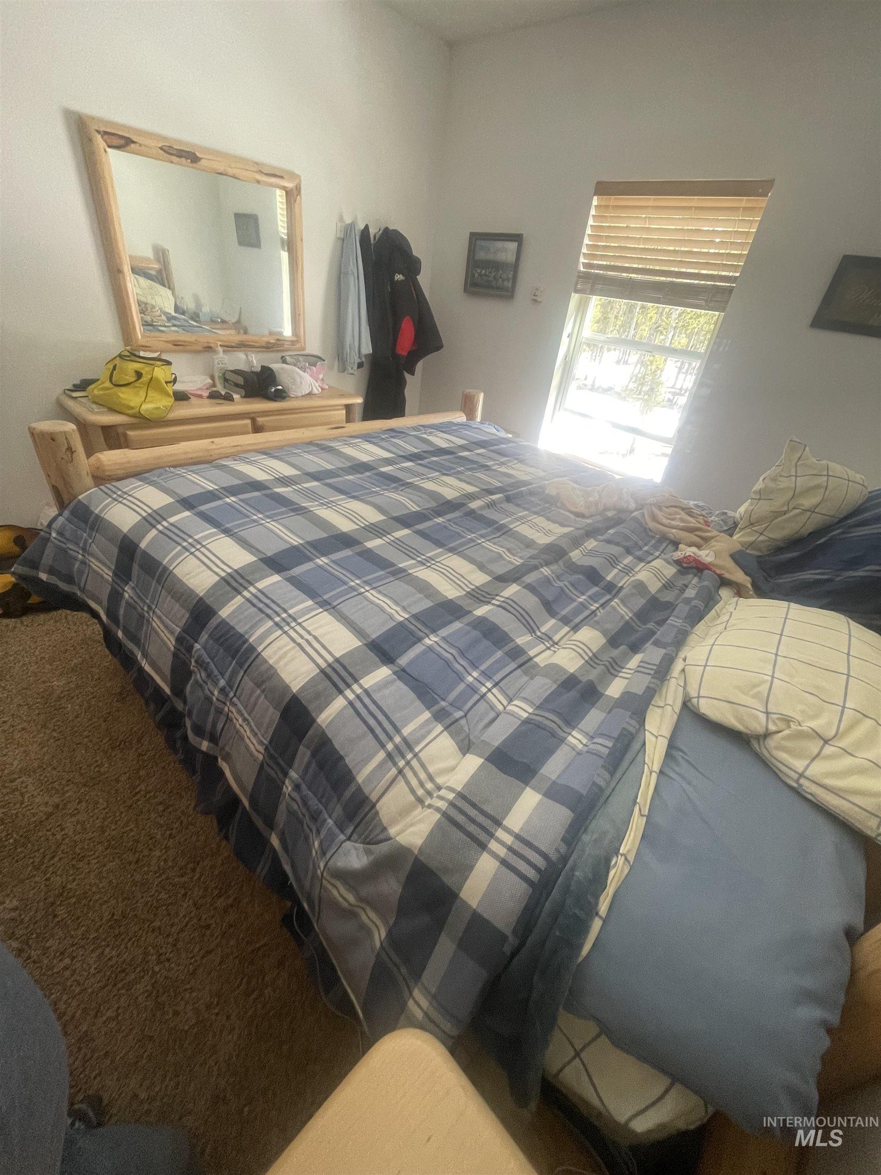 17567 Edwardsburg Rd, Cascade, Idaho 83611, 3 Bedrooms, 2 Bathrooms, Residential For Sale, Price $800,000, 98993151
