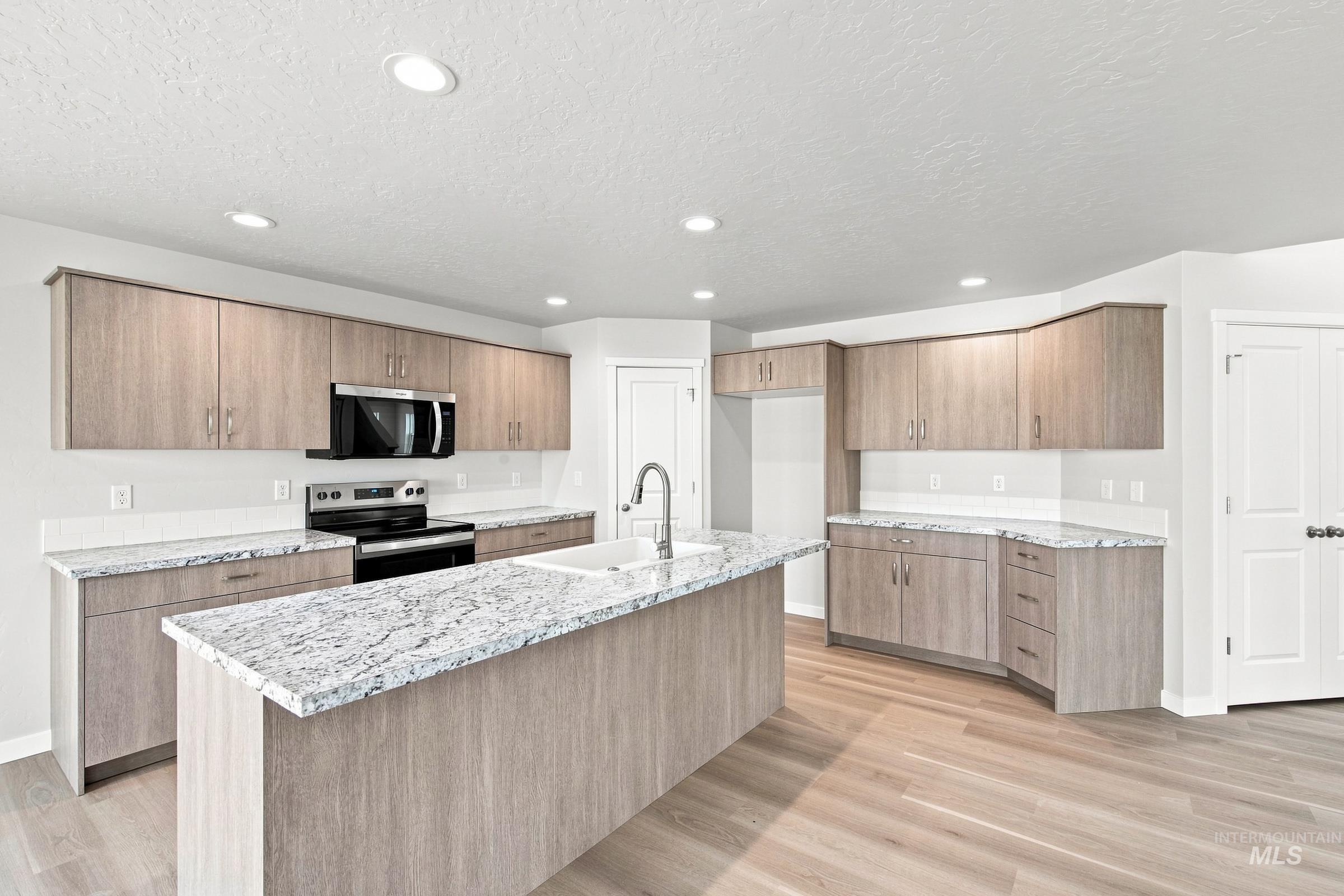 4577 S Amsterdam Ave, Nampa, Idaho 83686, 4 Bedrooms, 3 Bathrooms, Residential For Sale, Price $629,990,MLS 98993152