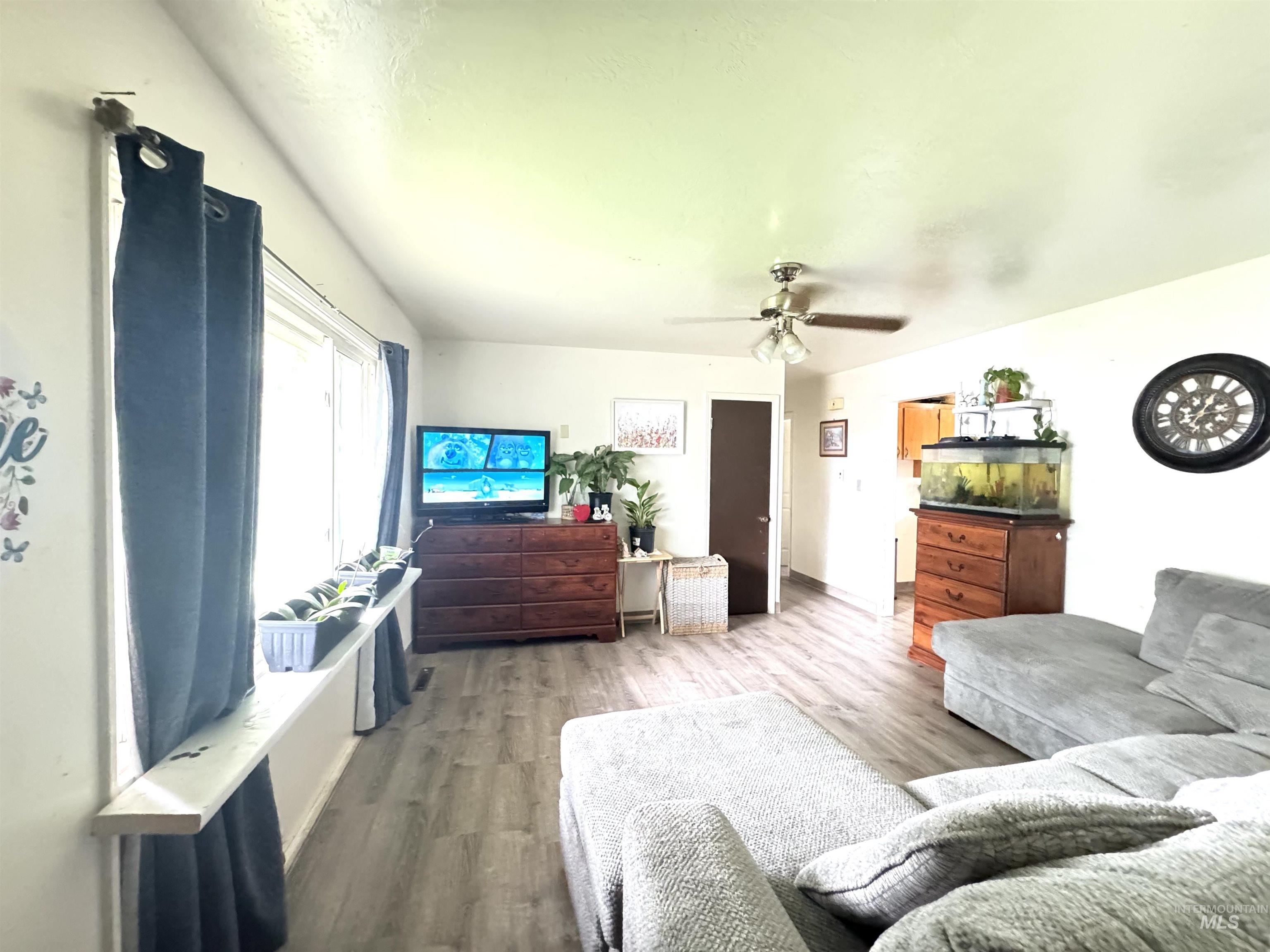 643 Malta Ave, Burley, Idaho 83318, 3 Bedrooms, 1 Bathroom, Residential For Sale, Price $250,000, 98993154
